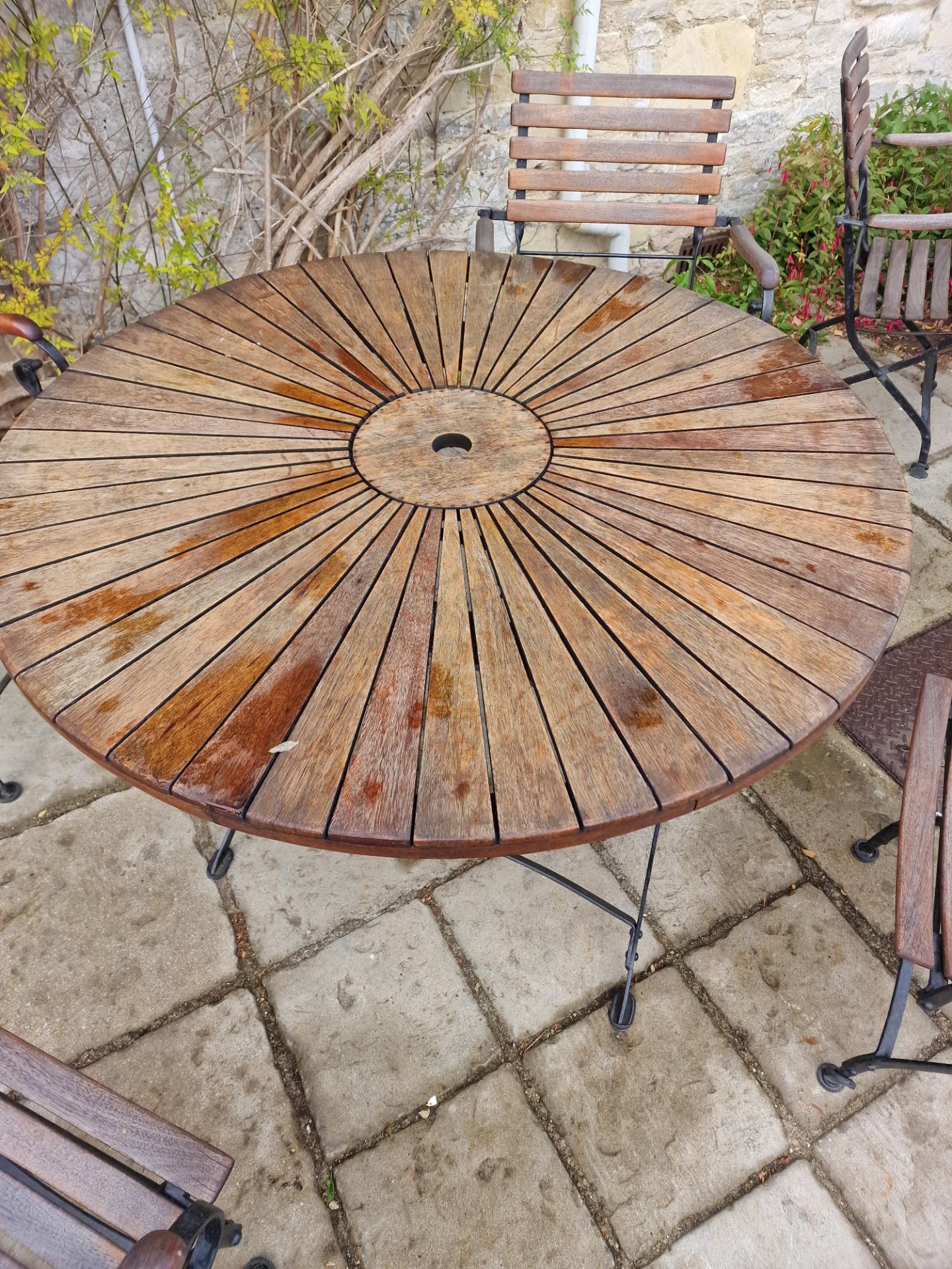 Danish Sunburst Teak Garden Table On Metal Legs Complete With 4 x Armchairs On A Foldable Cast - Image 2 of 2