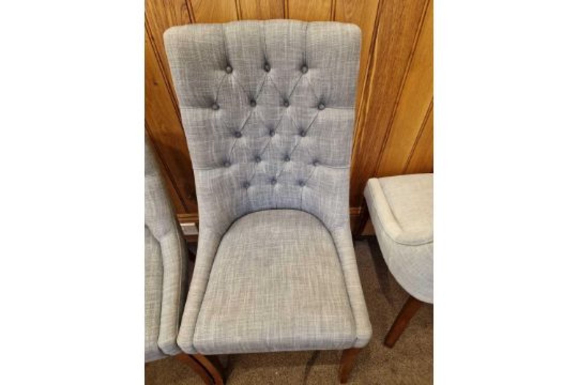 A Pair Of Bourne Furniture Sing Dining Chair Solid Timber Tufted Back Dining Chair Upholstered In - Bild 2 aus 4