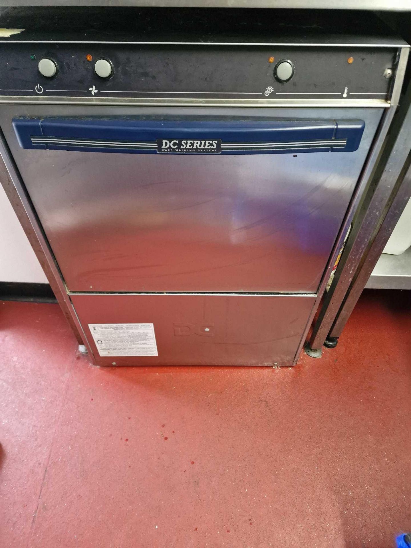 D.C Series SXD50 D 18 Plate Commercial Dishwasher With Drain Pump - 500mm Basket Cycle Time: 2 And 3