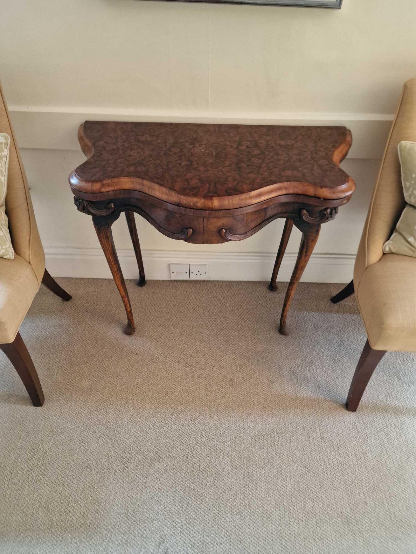 George II Period Mahogany Fold Over Top Card, Tea Or Gaming Table. The Beautifully Shaped Figured