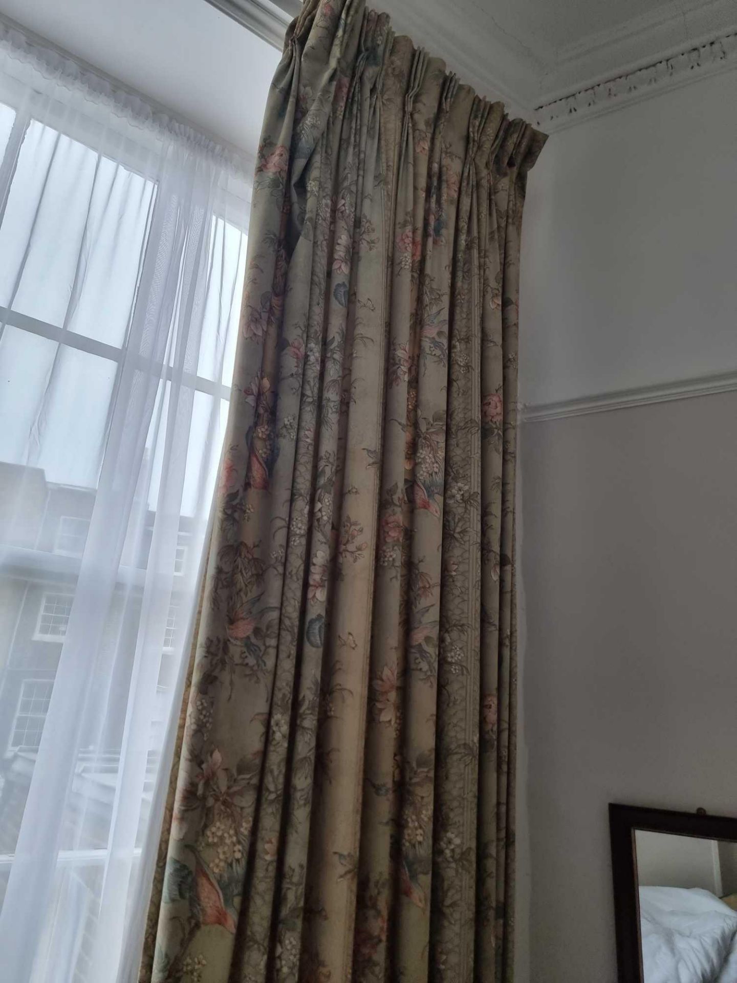 A Pair Of Drape Curtains With Birds Of Paradise And Floral Pattern On Curtain Track 180 X 310cm ( - Bild 4 aus 4