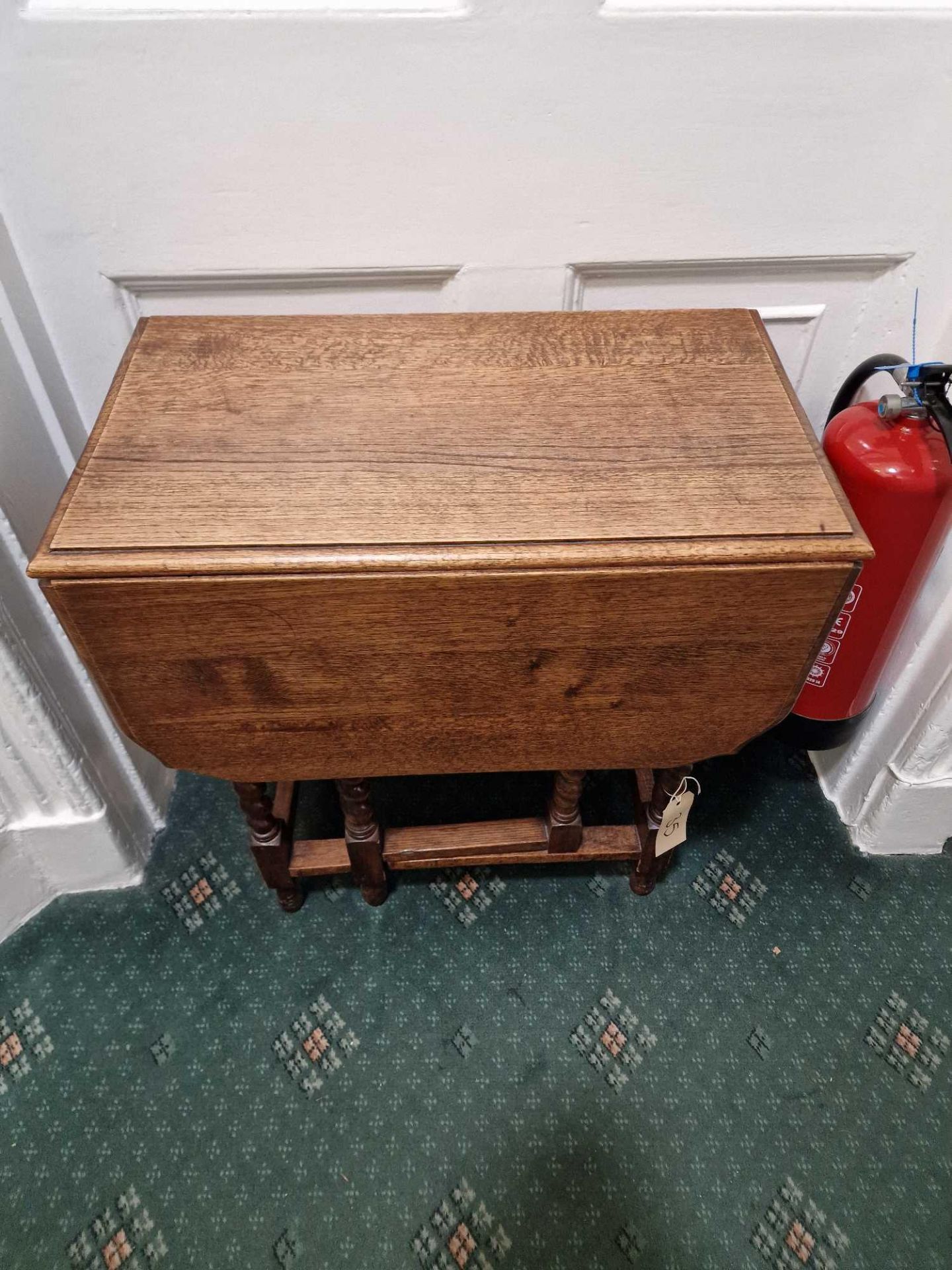 Oak Gate Leg Table Boasting A Marvellous Top With Two Drop Leaves, Bobbin And Reel Turned Column And - Bild 2 aus 5