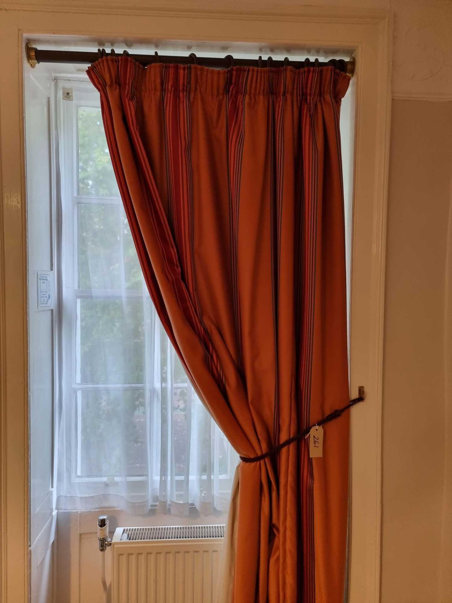 A Pair Of Drape Curtains Ring Top In Red Gold And Rust Stripe On Wooden Curtain Poles Span 200 X - Bild 2 aus 3