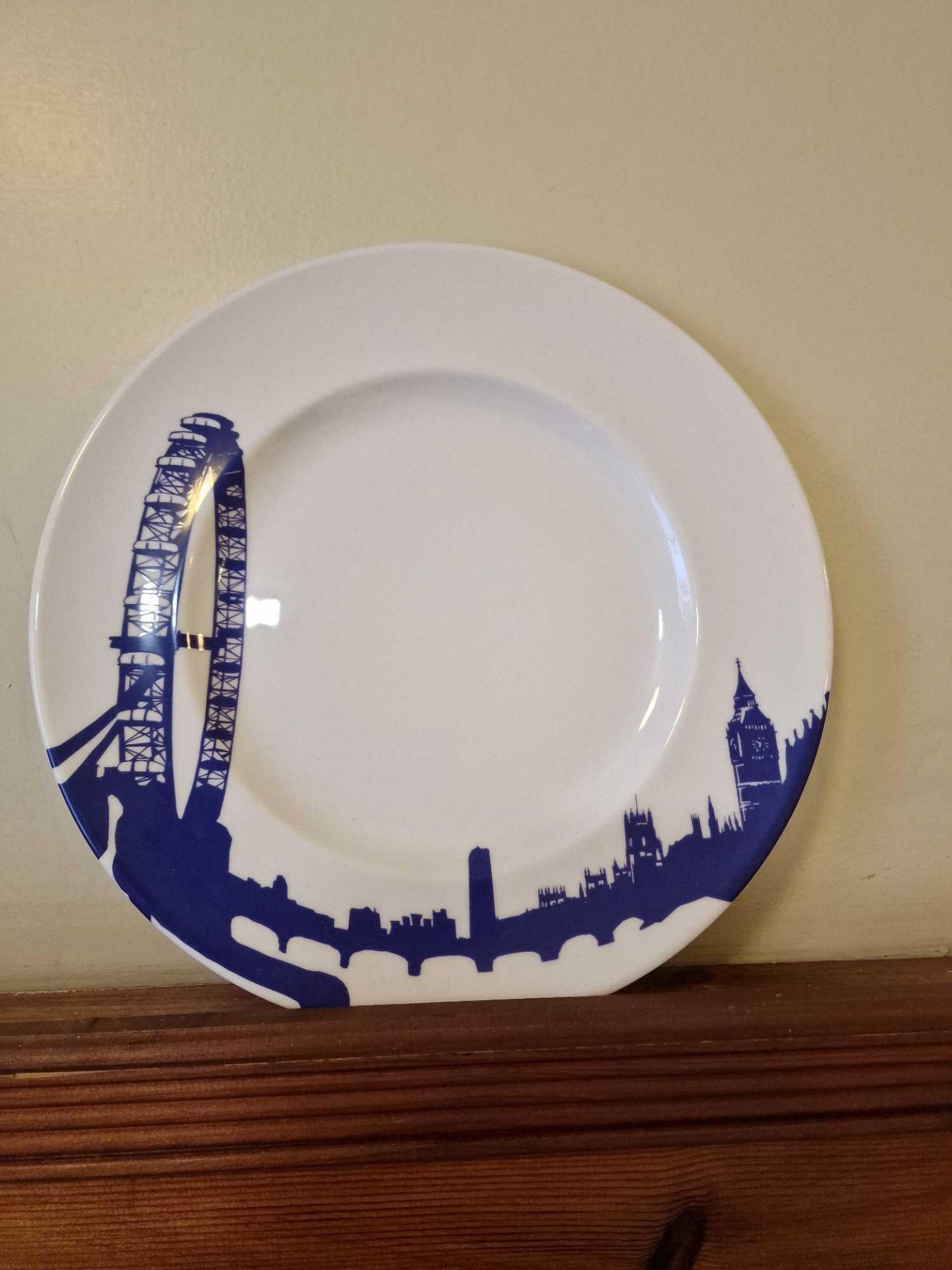 5 X Decorative Wall Plates Blue And White By Saxon And Snowdon Flood - Image 3 of 6