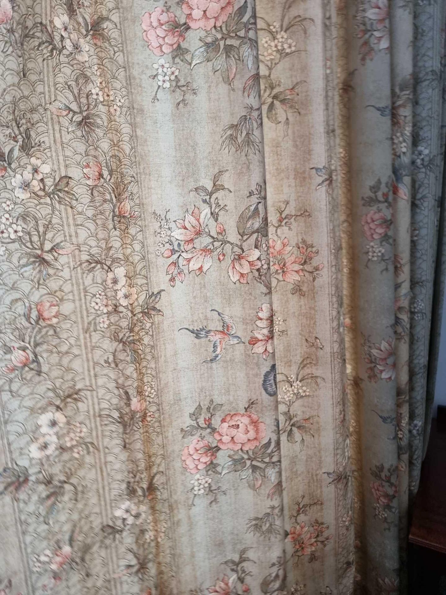 A Pair Of Drape Curtains With Birds Of Paradise And Floral Pattern On Curtain Track 180 X 310cm ( - Bild 3 aus 4