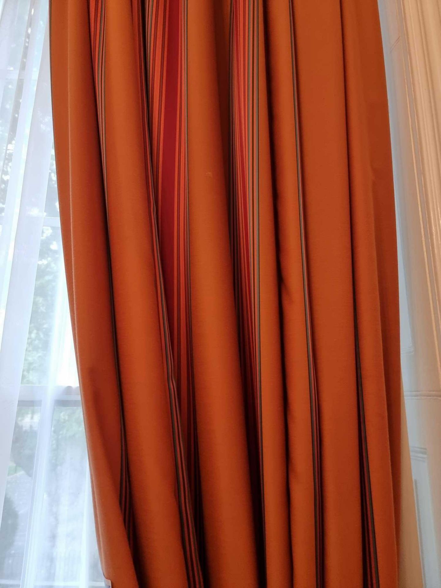 A Pair Of Red Lined Stripped Drape Curtains On Brass Pole Spans 220 X 320cm (Room 17) - Bild 2 aus 4