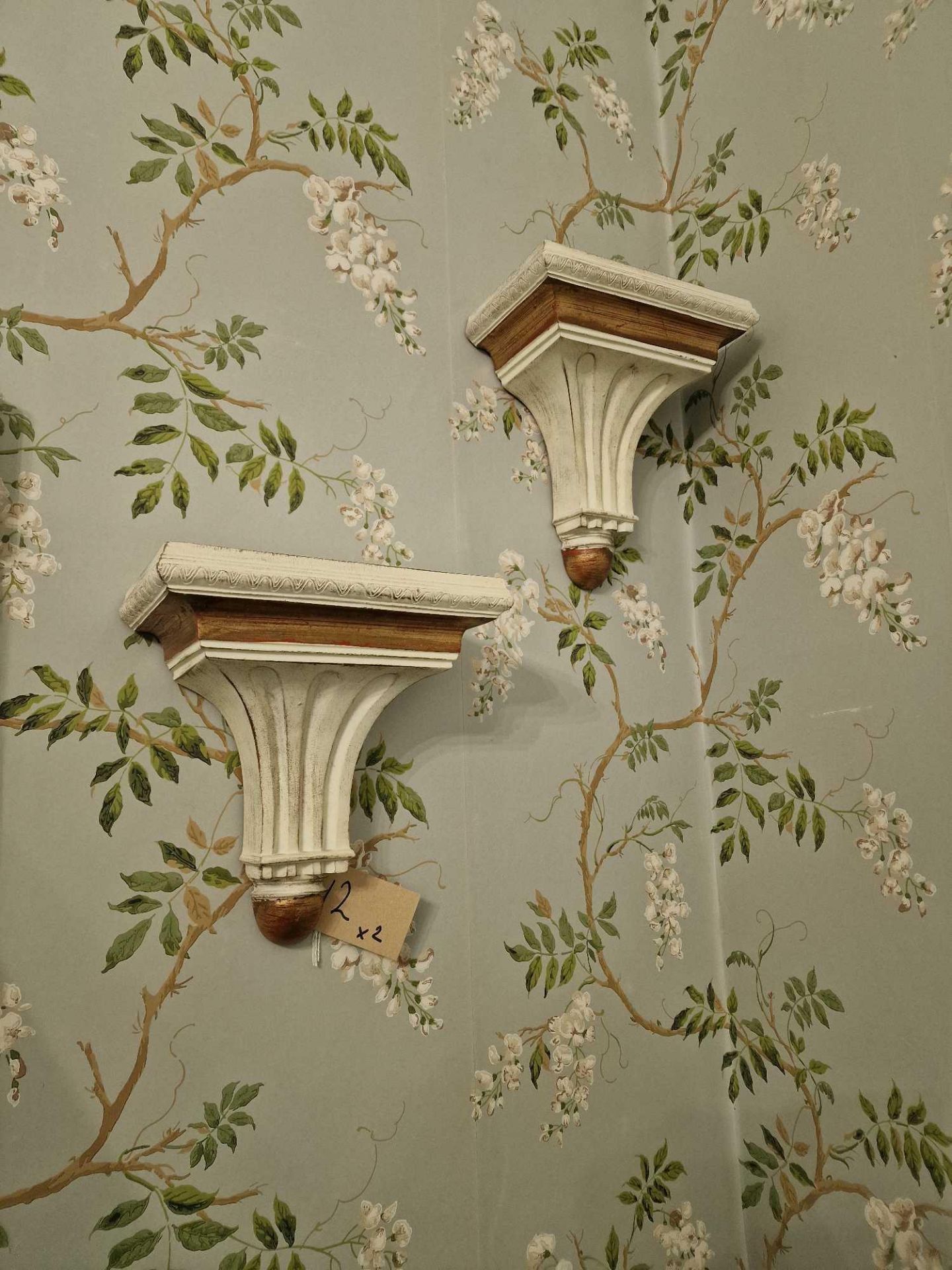 A Set Of 2 X Victorian Corbel White Wood Decorative Shelves 23 X 26cm