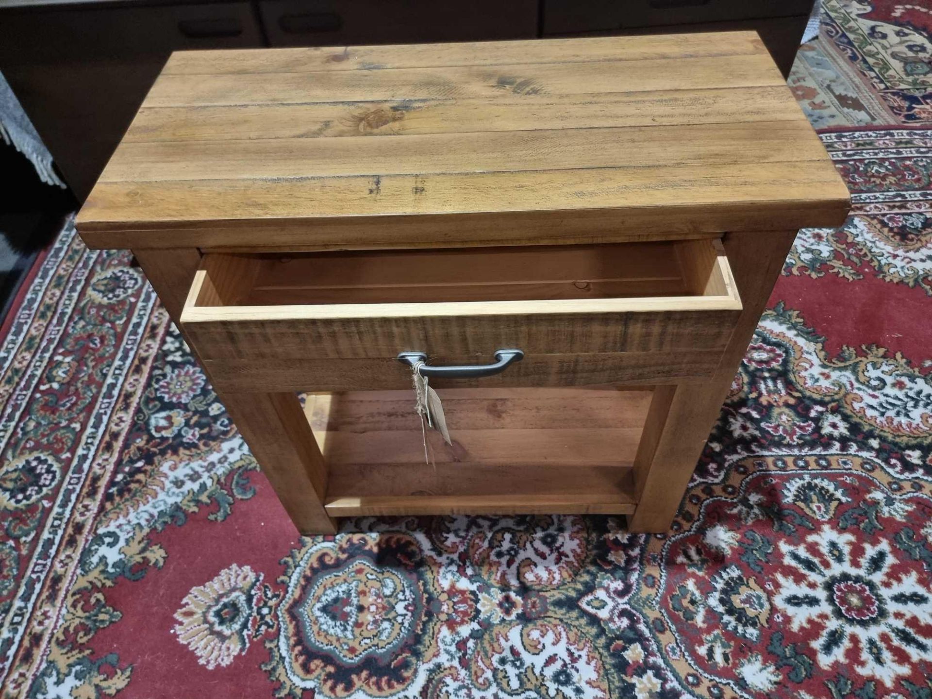 Oak Hall Table Featuring Classic Styling And A Convenient Drawer And Shelf For Storing Books Or - Bild 5 aus 6