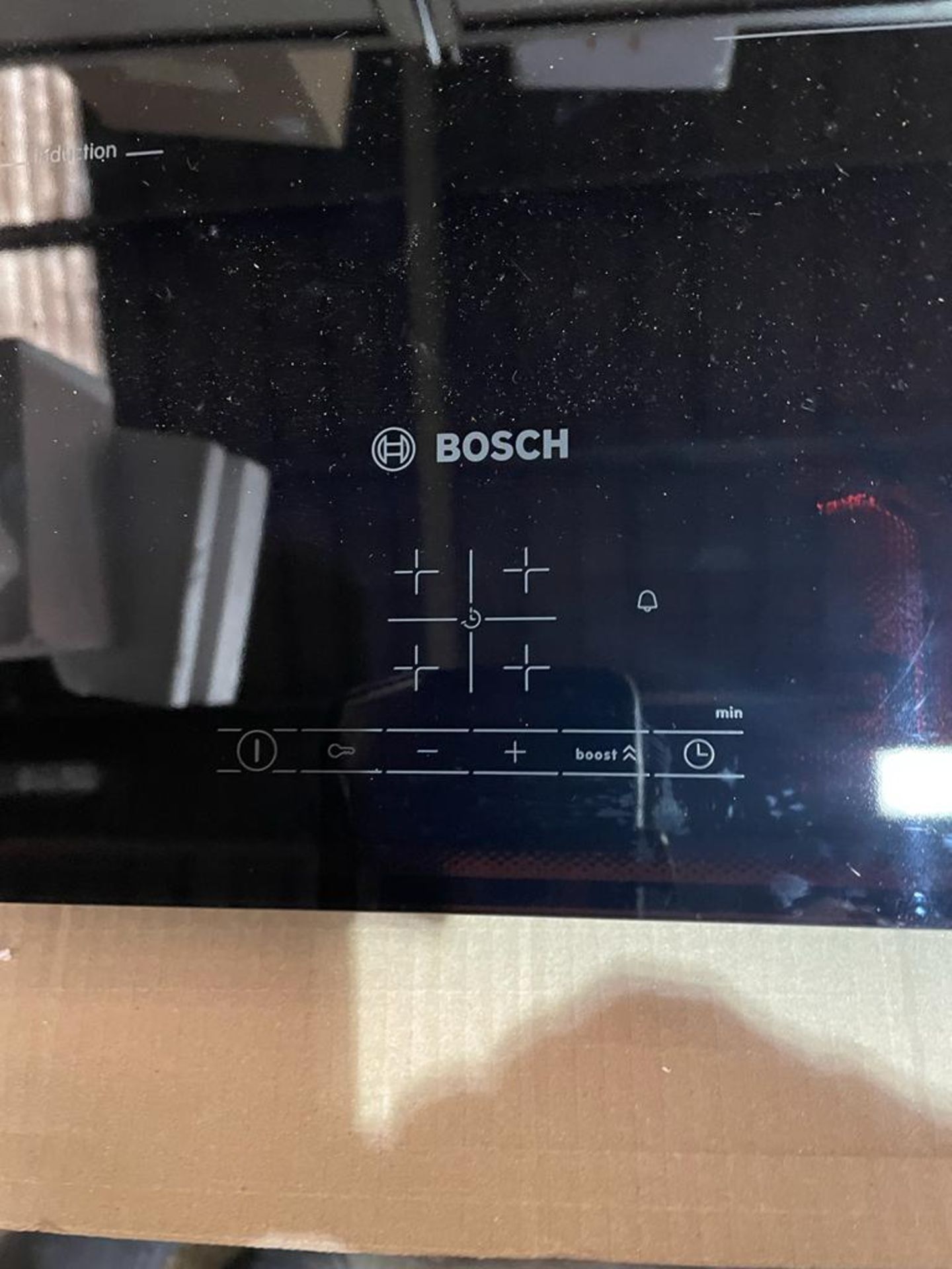 Bosch Serie 4 PUE611BB1E 60cm 4 Zone Induction Hob Electronic control TouchControl Digital display - Bild 2 aus 3