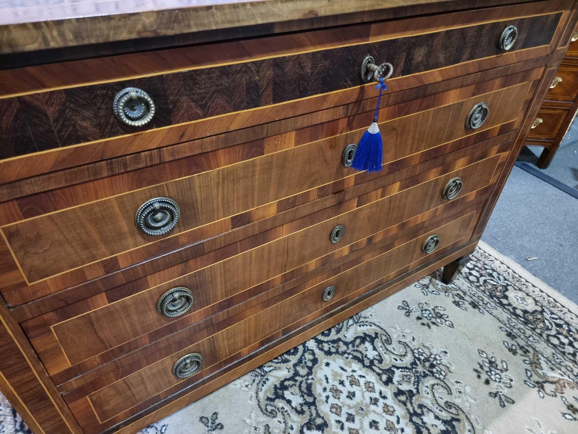 French Louis XV-XVI Transitional Period Commode Chest With Lovely Marquetry Inlay Top The Case In - Image 12 of 19