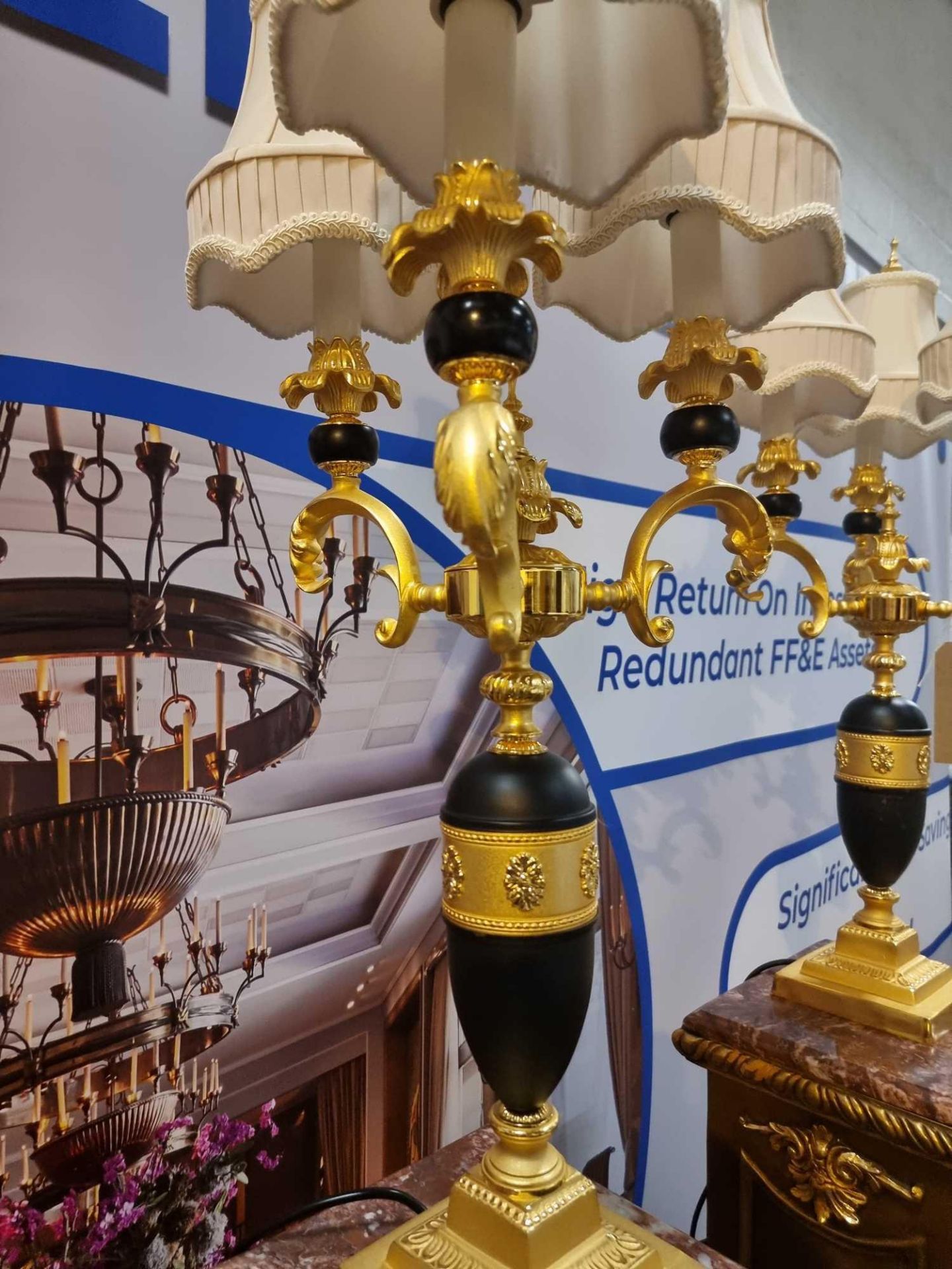 A Very Elegant Pair Of French Louis XVI Style Cobalt Blue And Ormolu Electrified Candelabra Lamps - Bild 5 aus 7