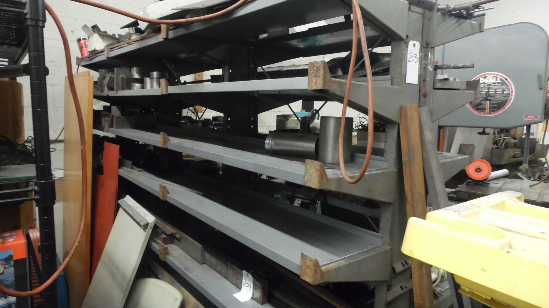 CANTILEVER RACKING - Image 2 of 2