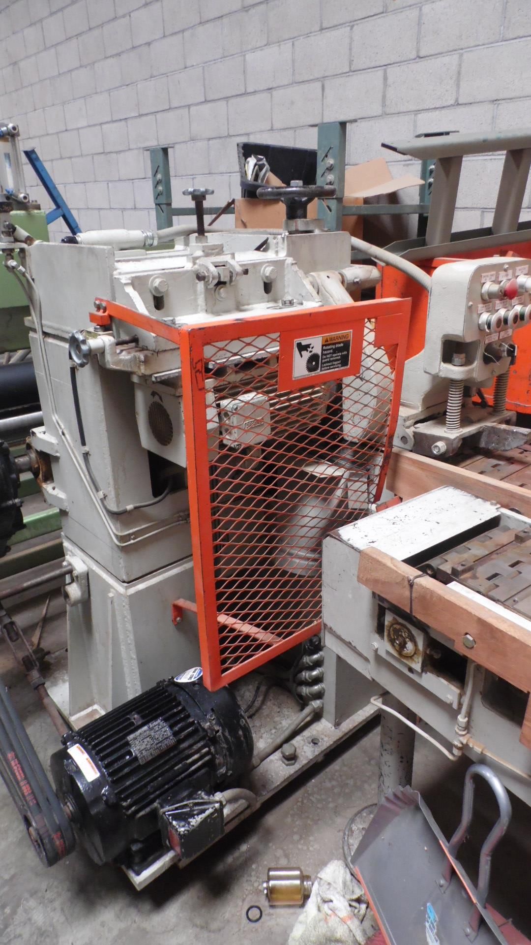 2000 YATES E 12 WOOD END MATCH MACHINE - Image 5 of 5