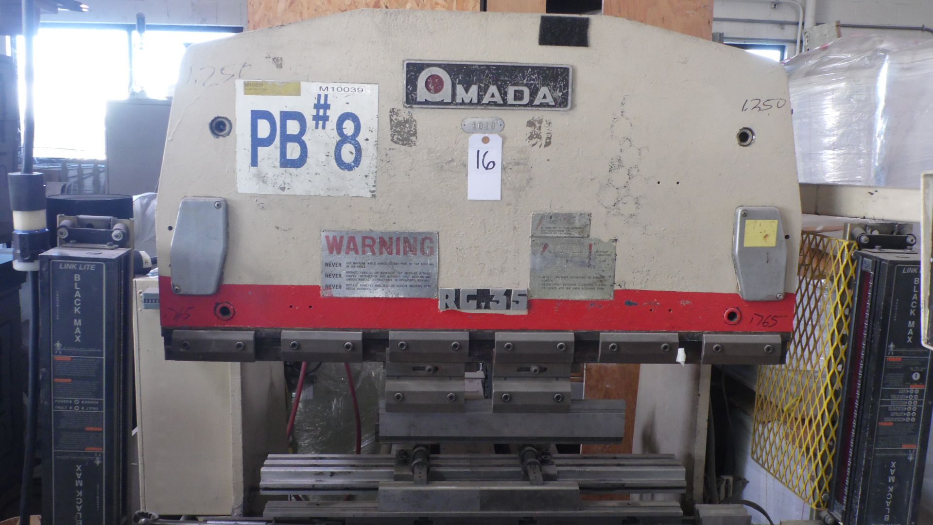 AMADA CNC PRESSBRAKE RG35 w/ AUTO GAGE 35 TON