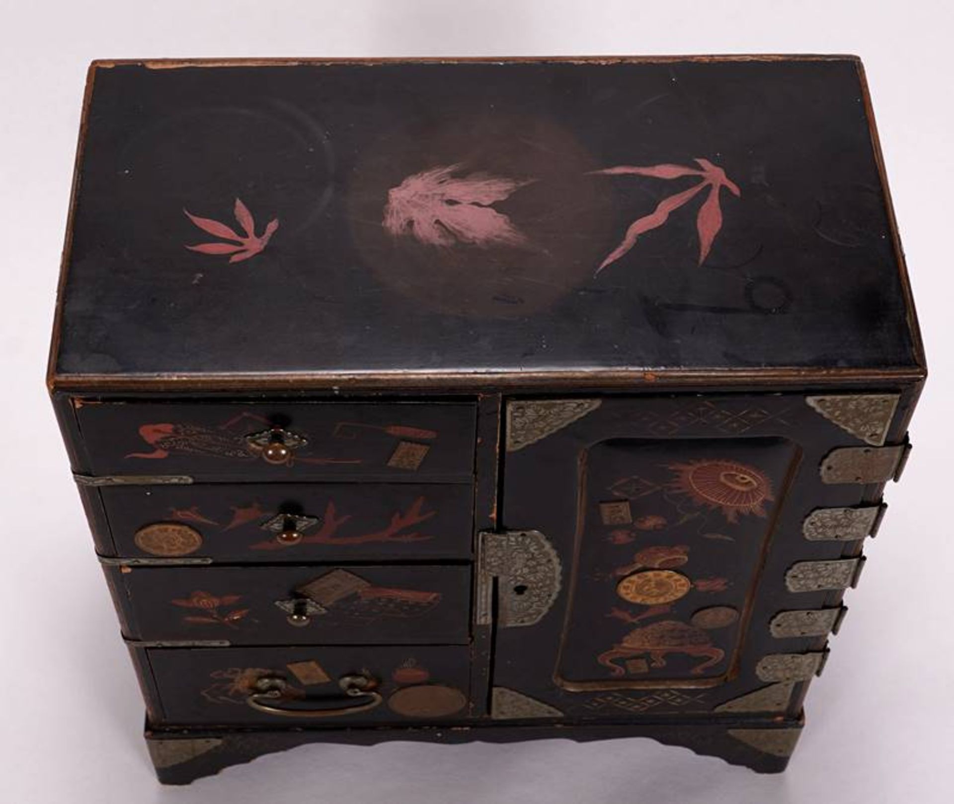 Japanese lacquer cabinet - Image 5 of 6