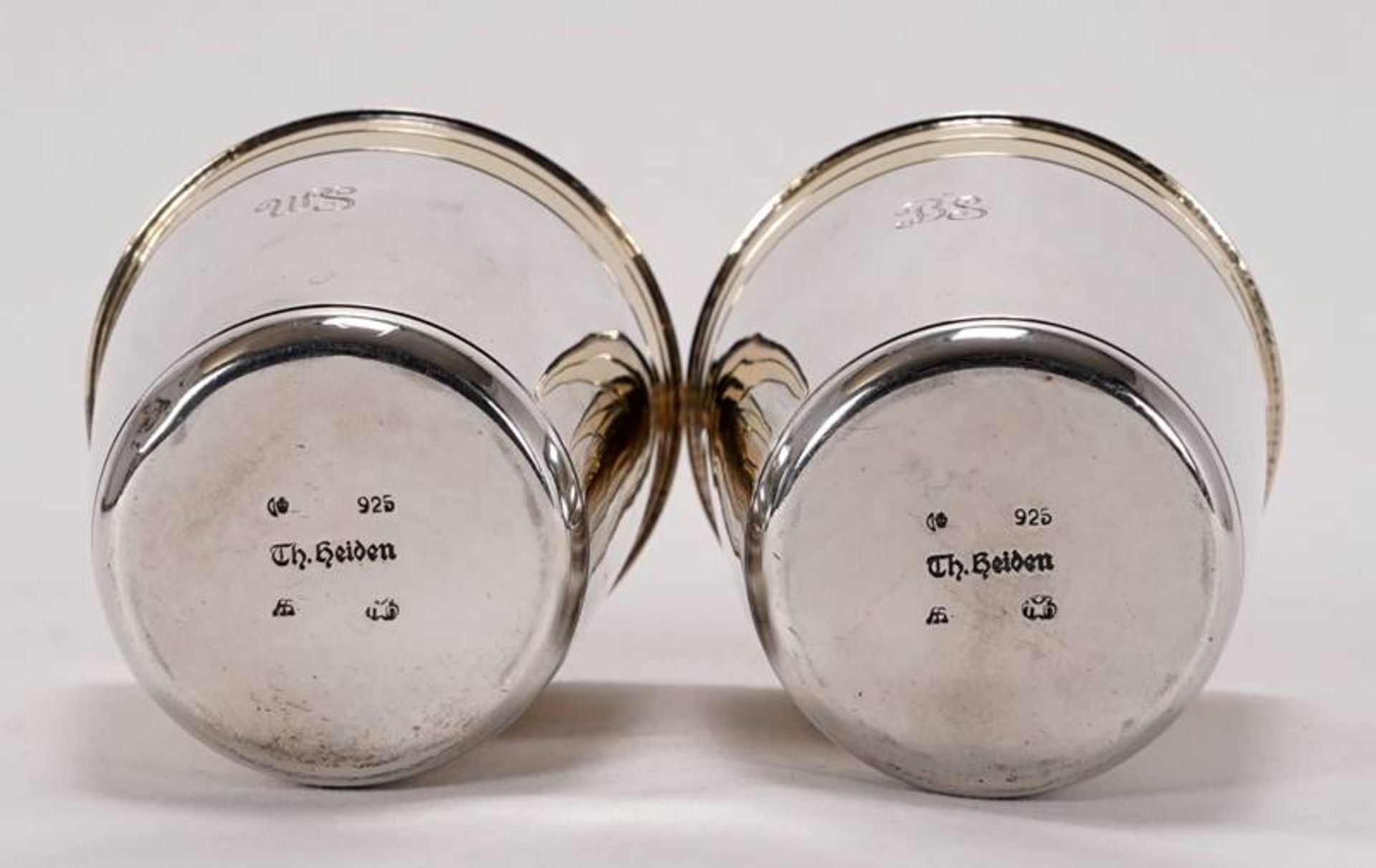 Pair of silver cups - Image 4 of 5