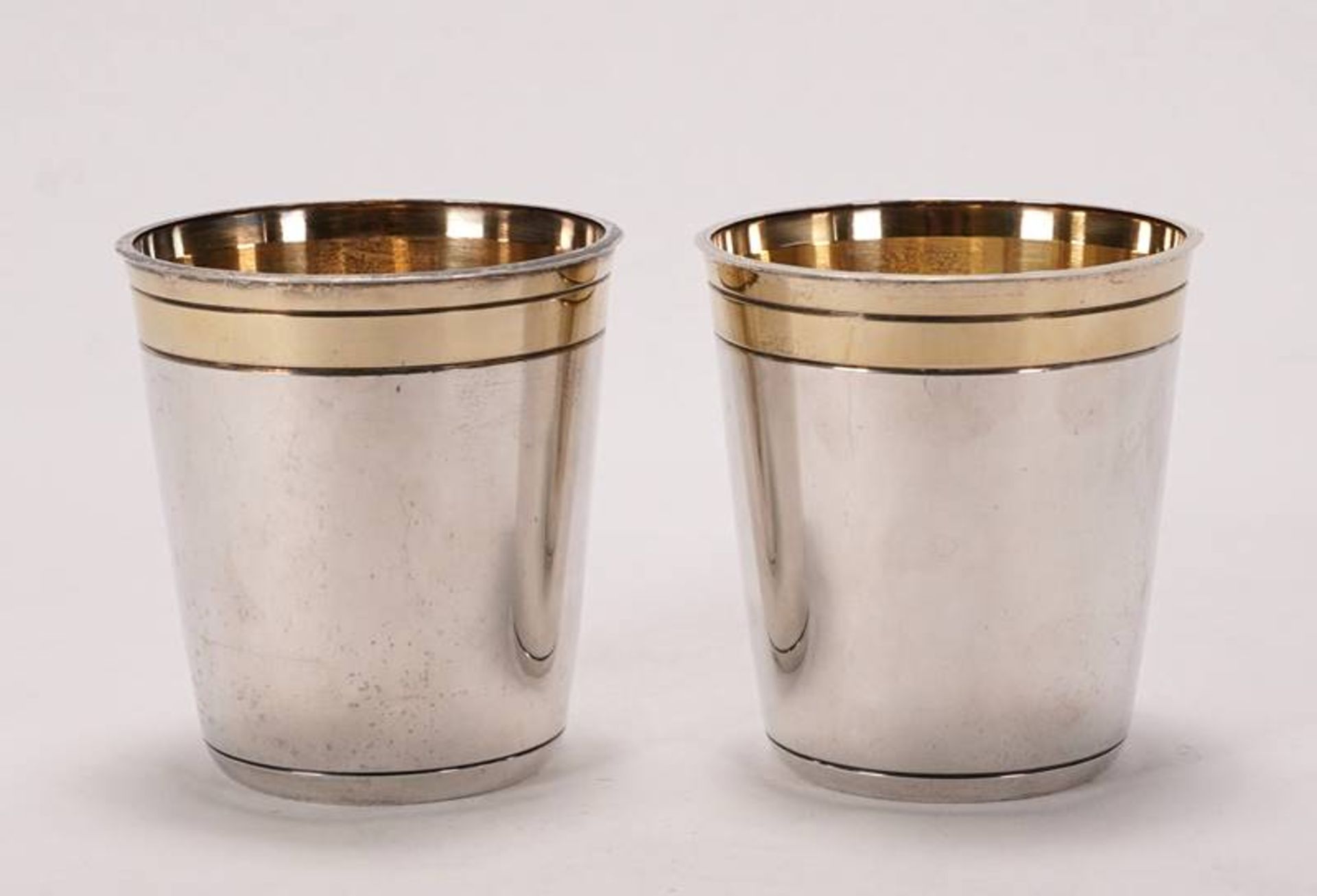 Pair of silver cups - Image 2 of 5