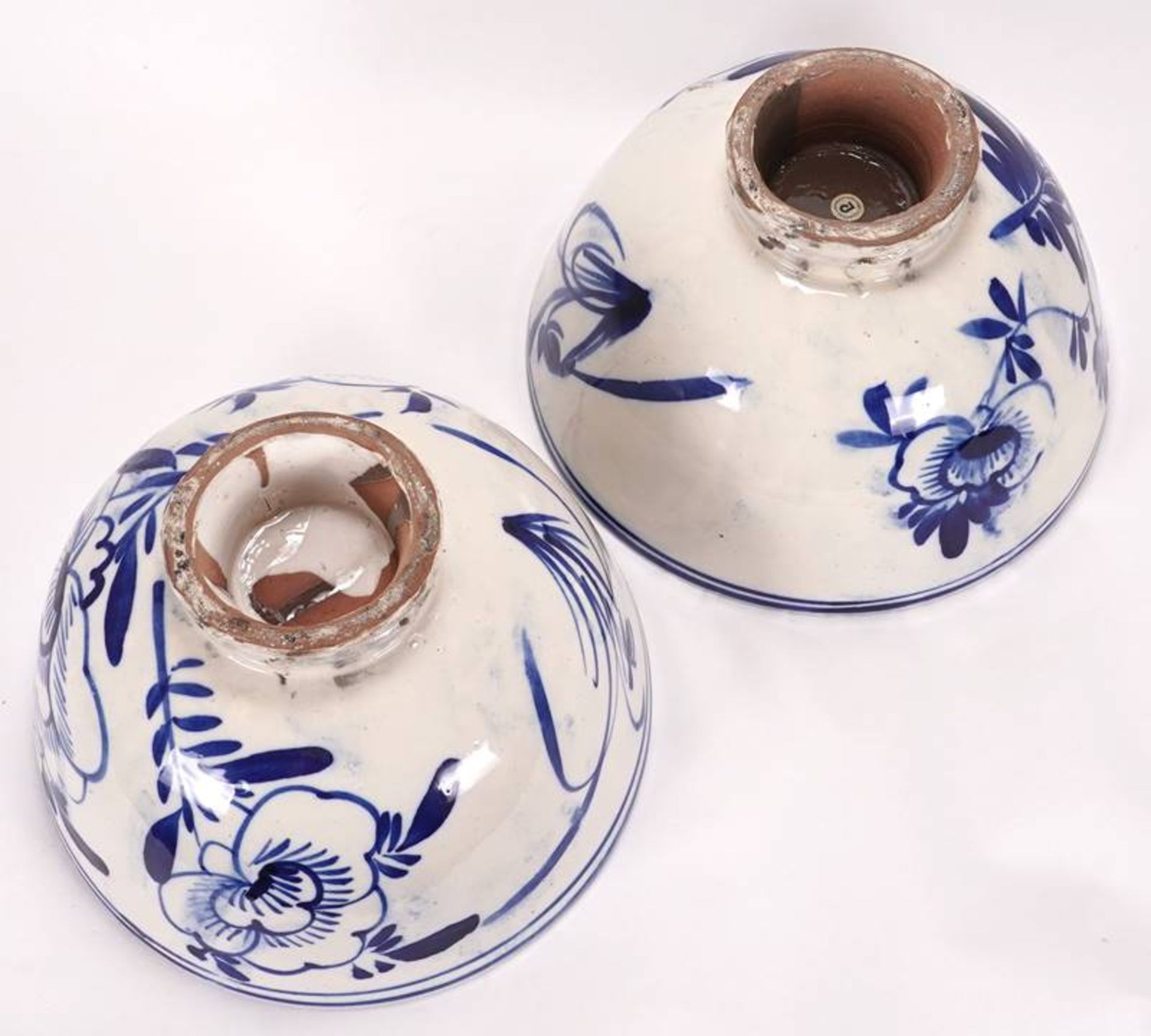 Pair of large bowls - Image 4 of 4