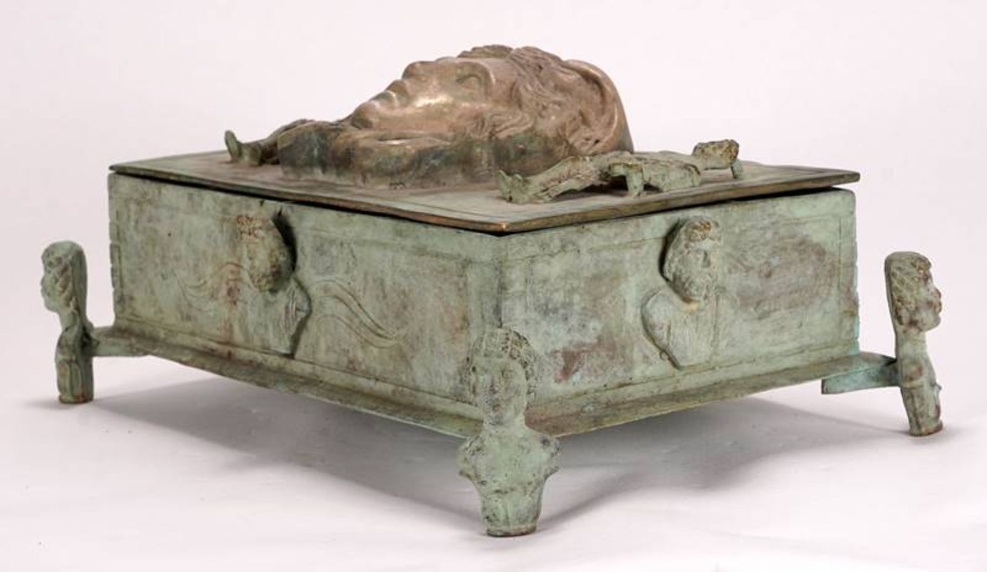 Roman chest - Image 3 of 6