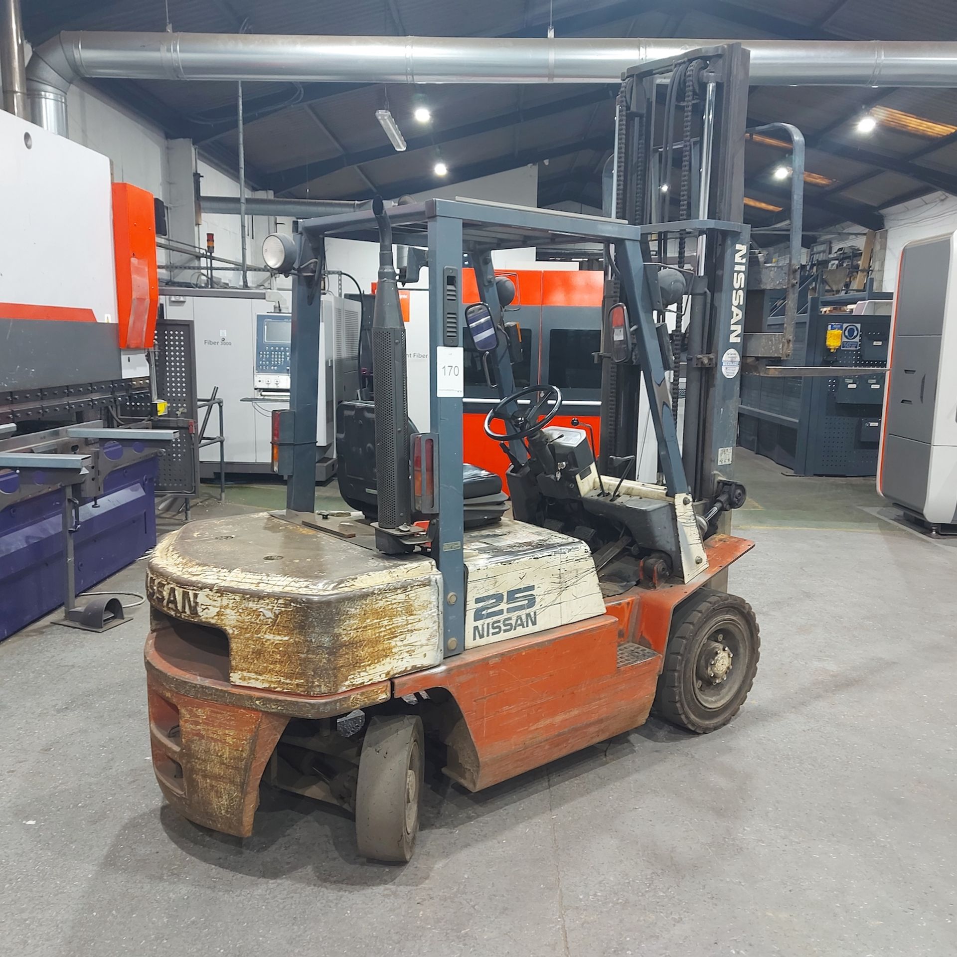 Nissan 25 2500Kg Diesel Forklift (please note this may not be removed until last day of clearance) - Image 2 of 2