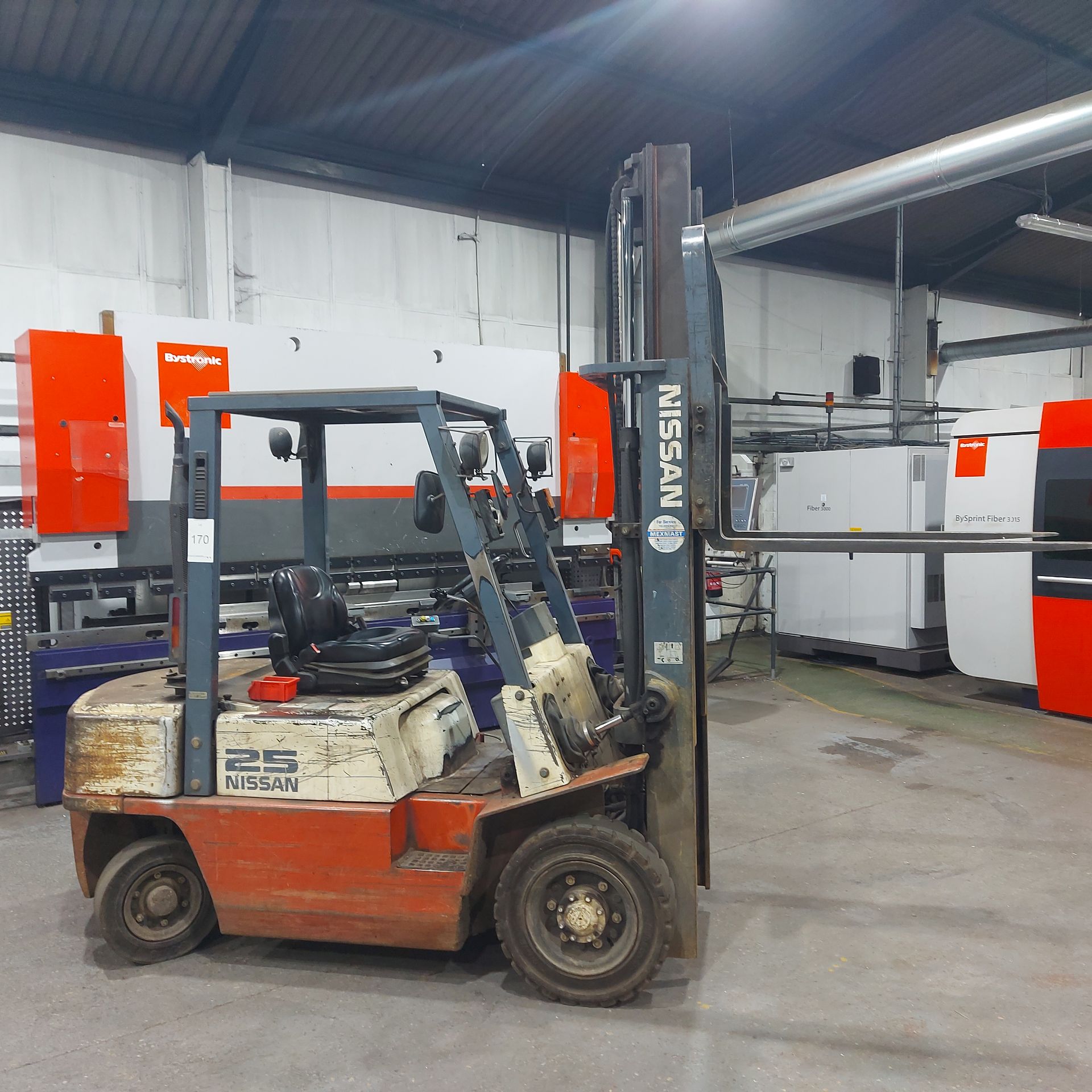 Nissan 25 2500Kg Diesel Forklift (please note this may not be removed until last day of clearance)