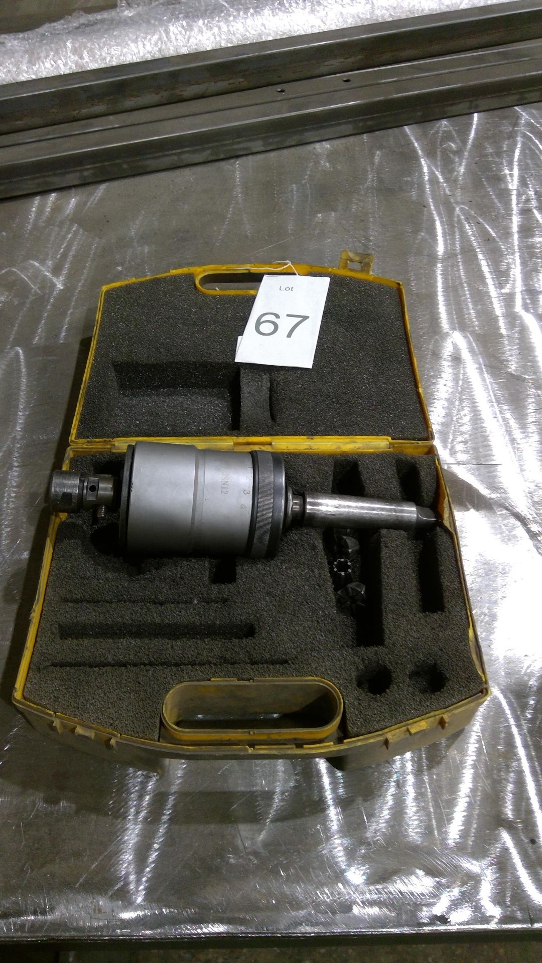 Indexa Seiki M4 - M12 Tapping Head