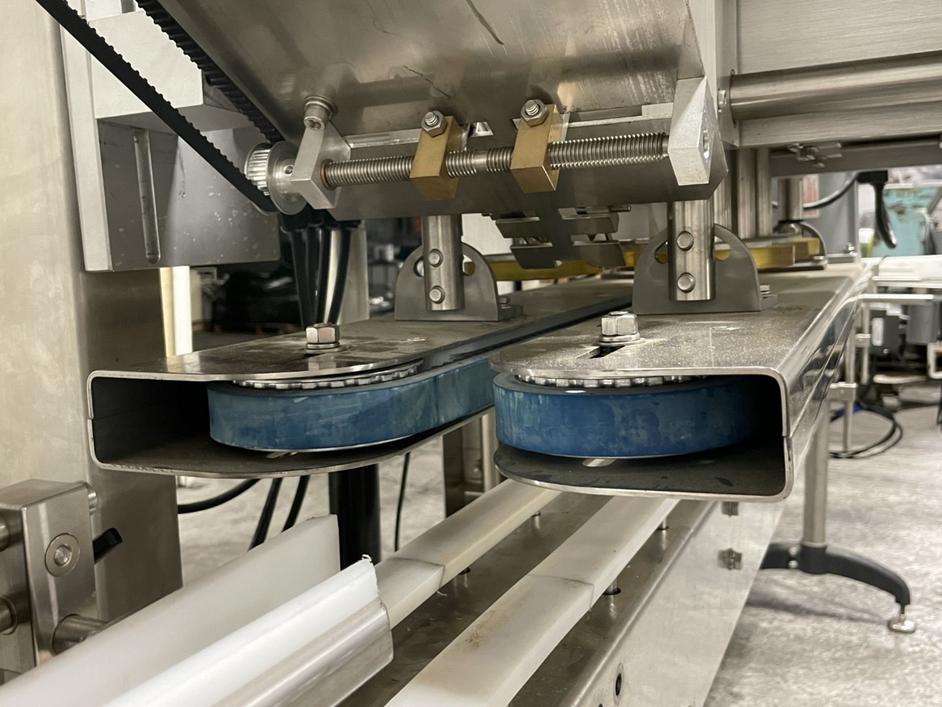 Accutek bottle liquid filling line - Built in 2019 - Image 34 of 85