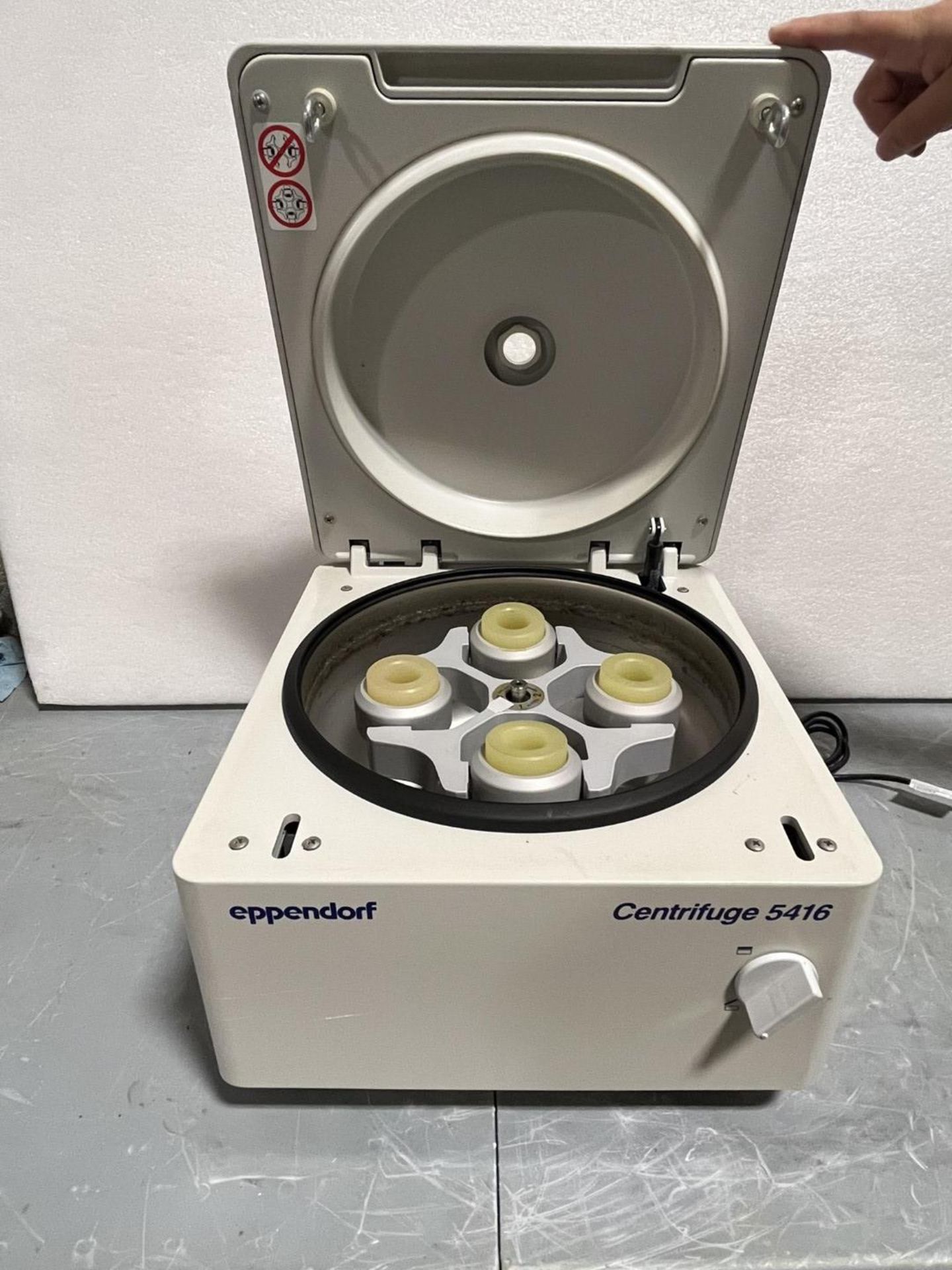 Eppendorf Centrifuge, Model 5416B - Image 5 of 6