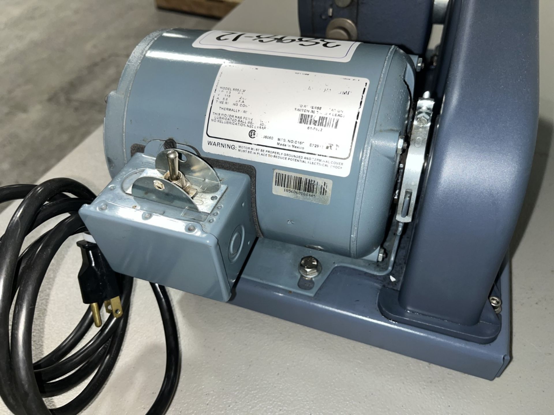 Vacuum Pump - Image 6 of 12