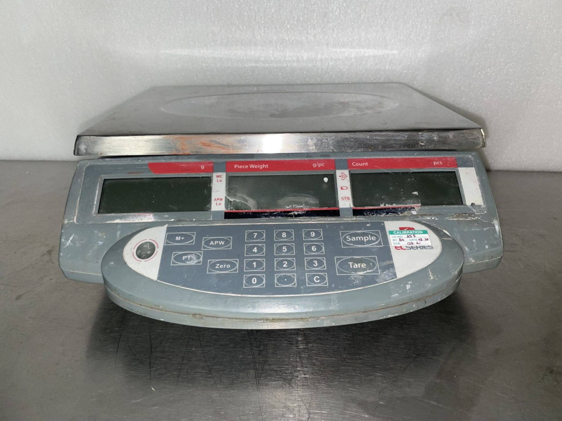 Ohaus Industrial Counting Scale, Model EC30