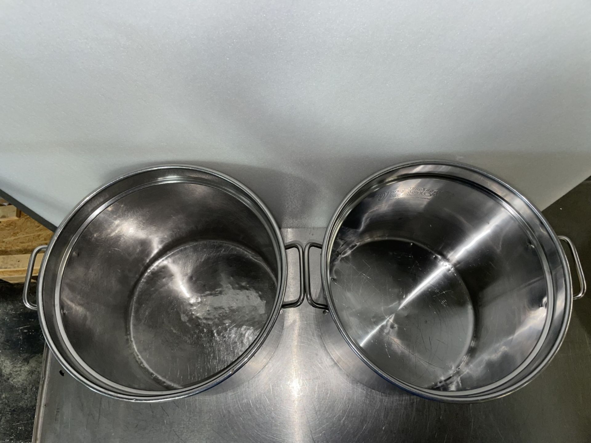 Lot of Stainless Steel Stock Pots, with Lids - Image 3 of 3