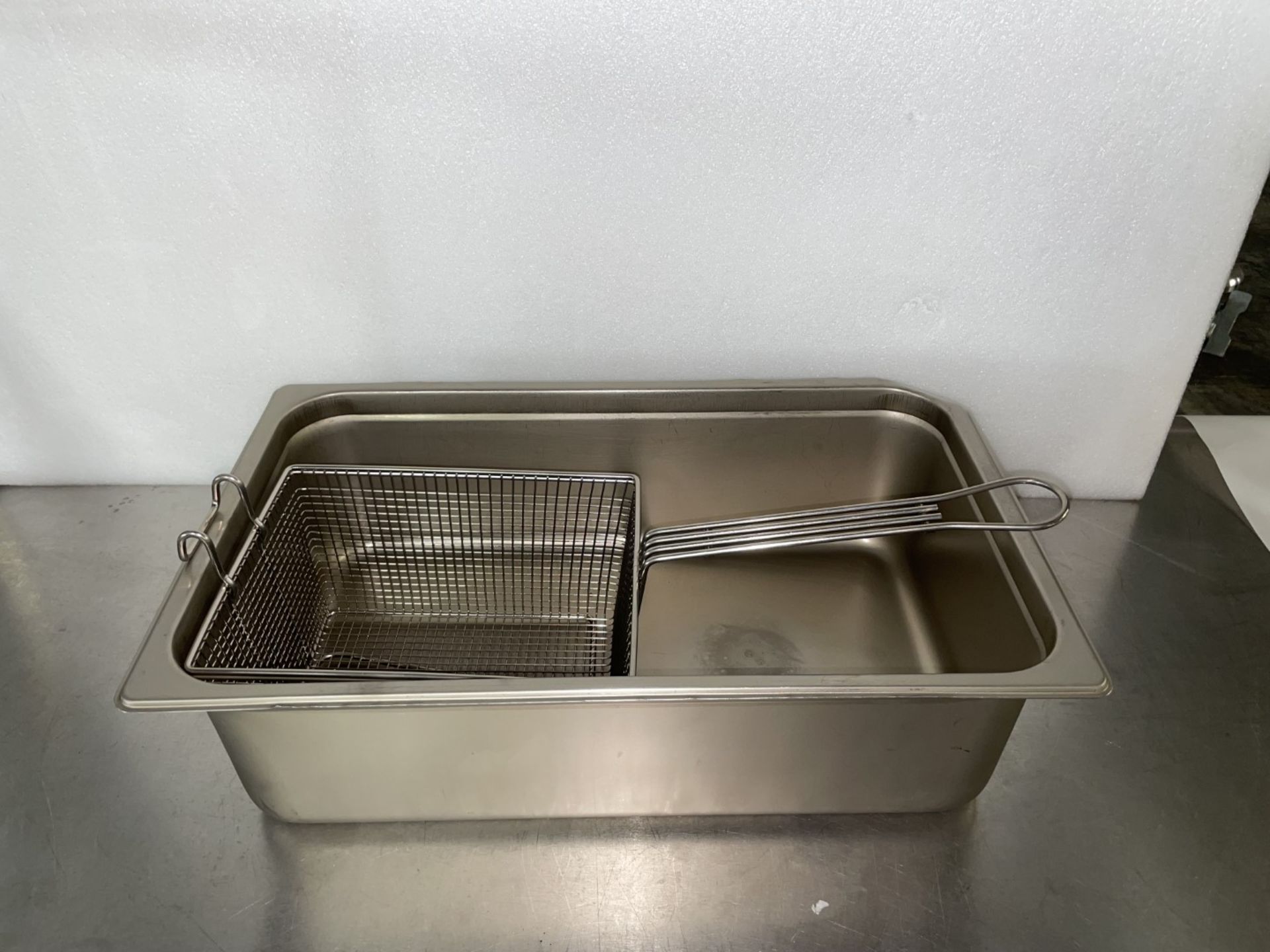 Stainless Steel Wash Pan, with Basket