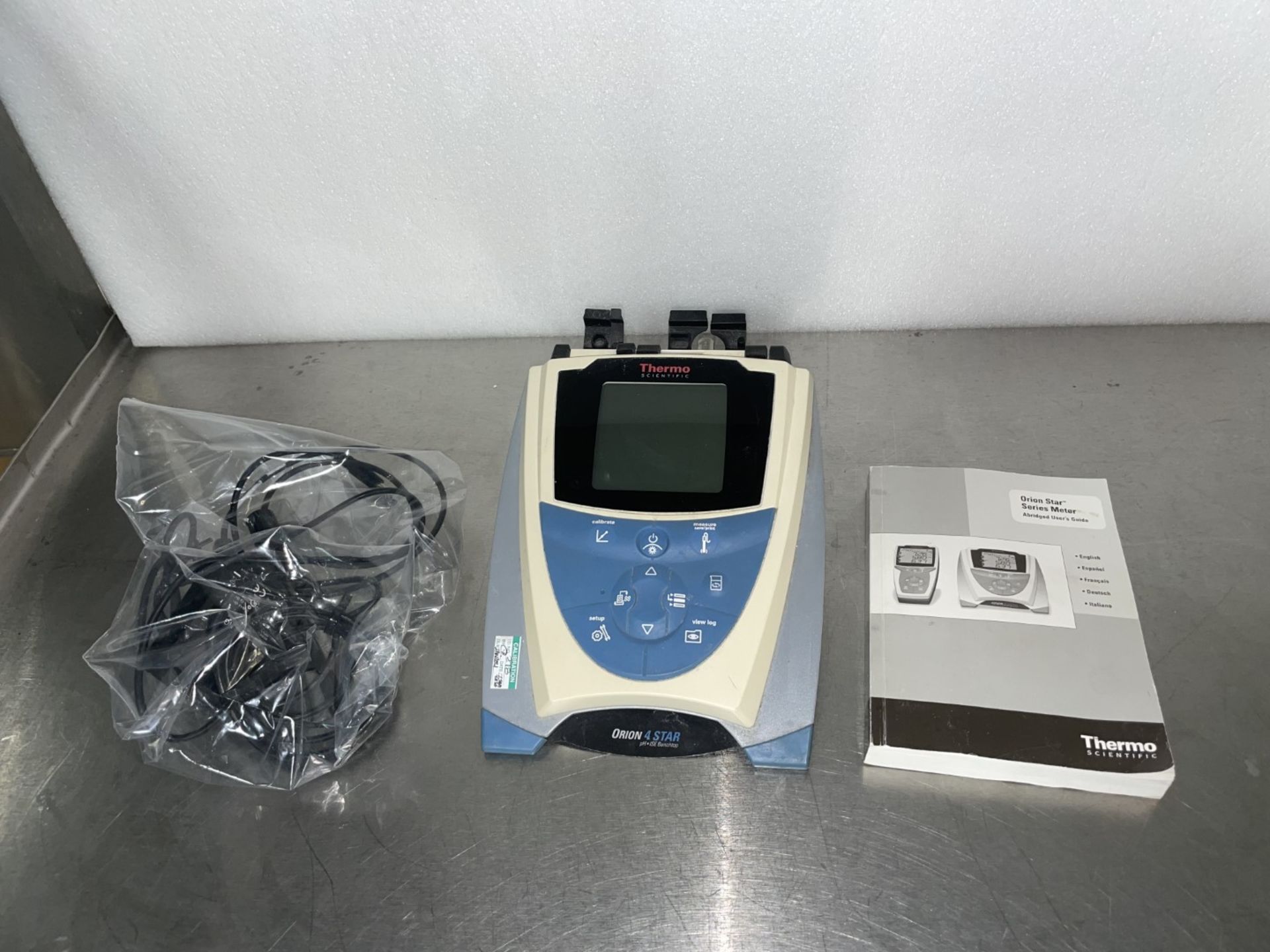 Thermo Scientific Benchtop pH Meter, Model Orion 4-Star Plus PH/ISE