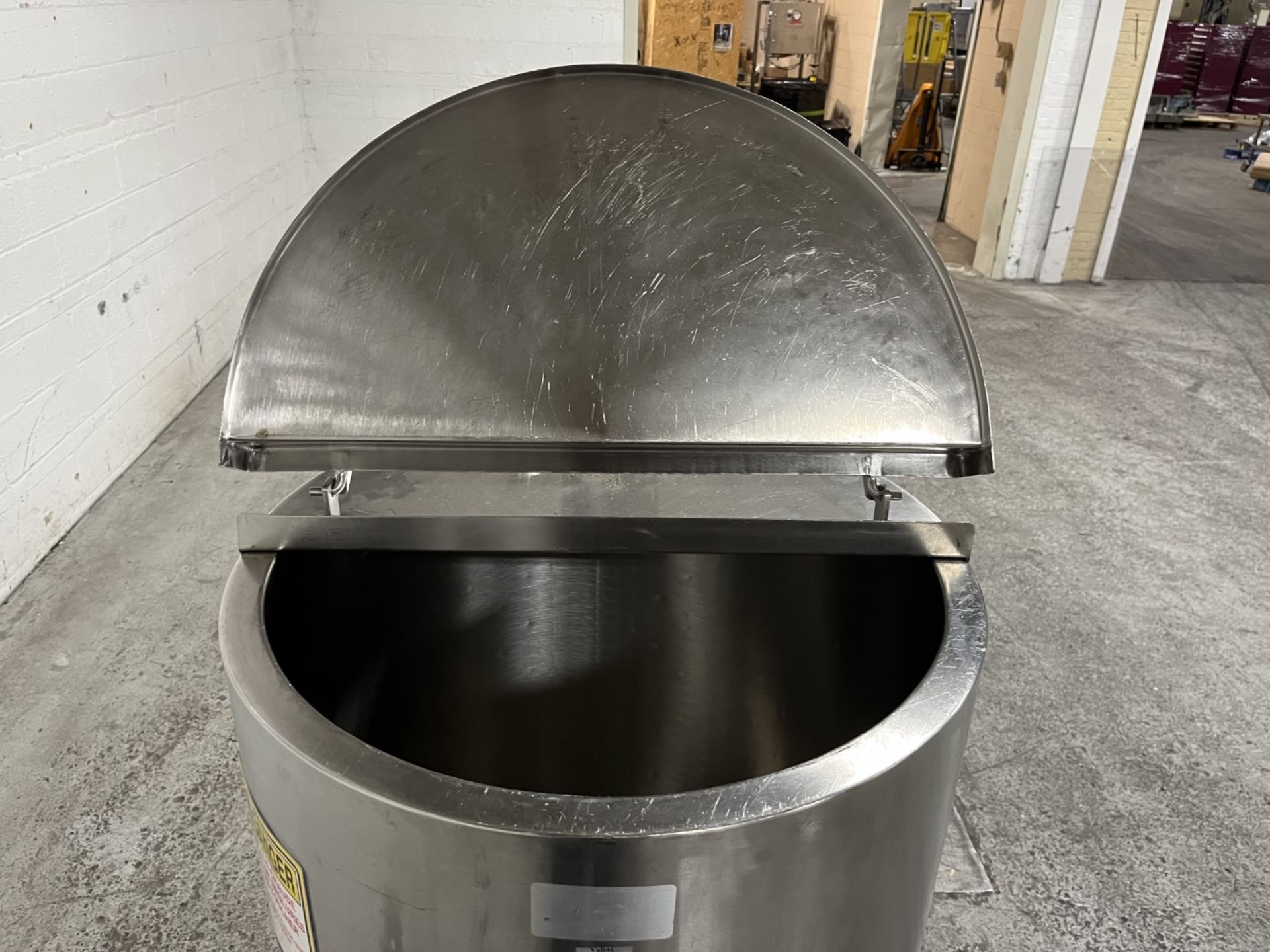 Jacketed Stainless Steel Tank, Portable - Image 11 of 12