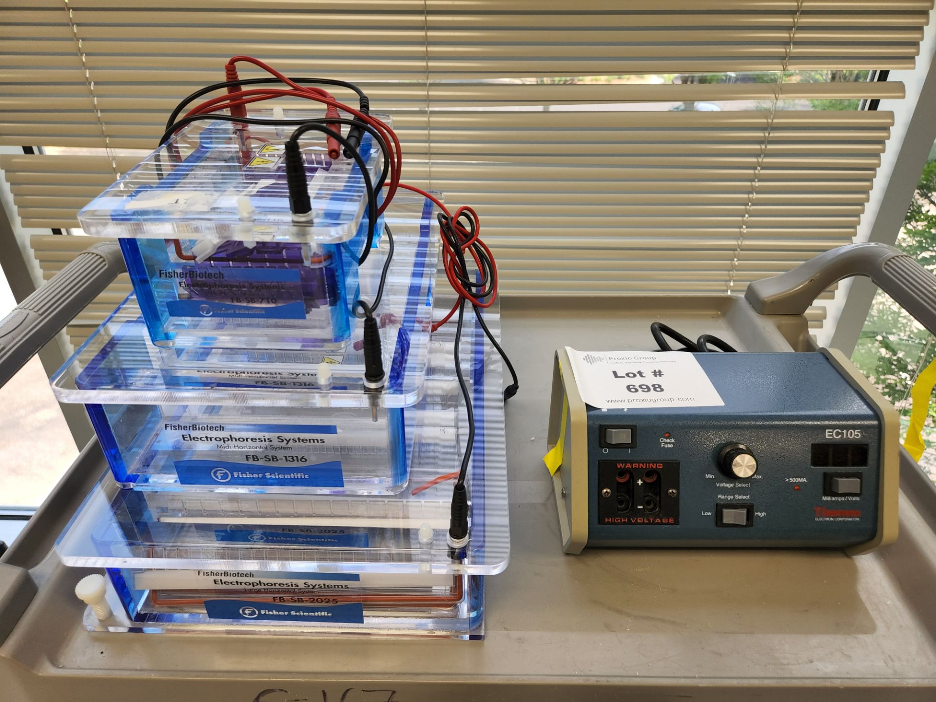 Thermo Electron Corporation Model Ec105 Electrophoresis With (1) Fisherbrand Model Fb-Sb-2025