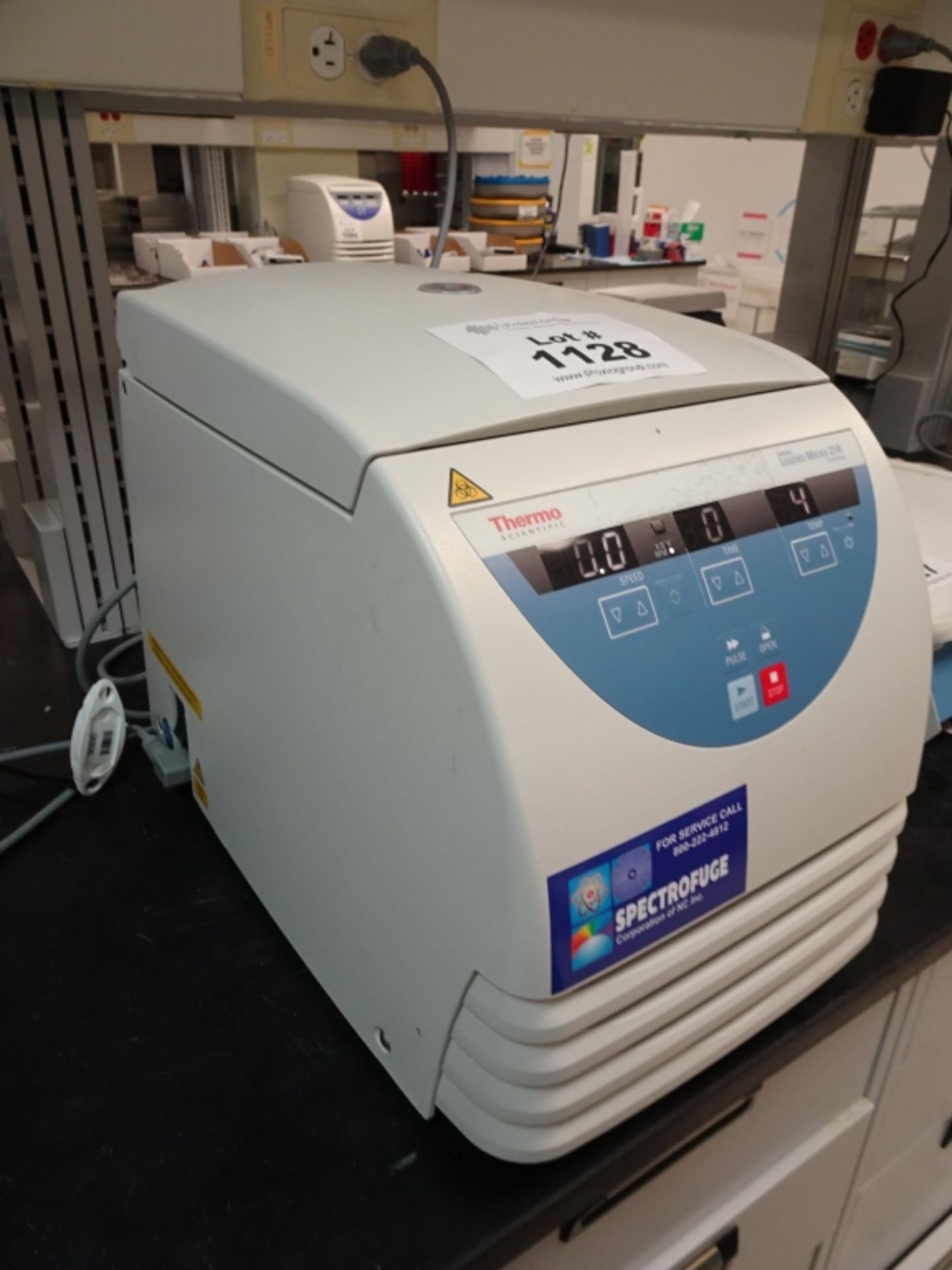 Thermo Scientific Benchtop Centrifuge - Image 2 of 7