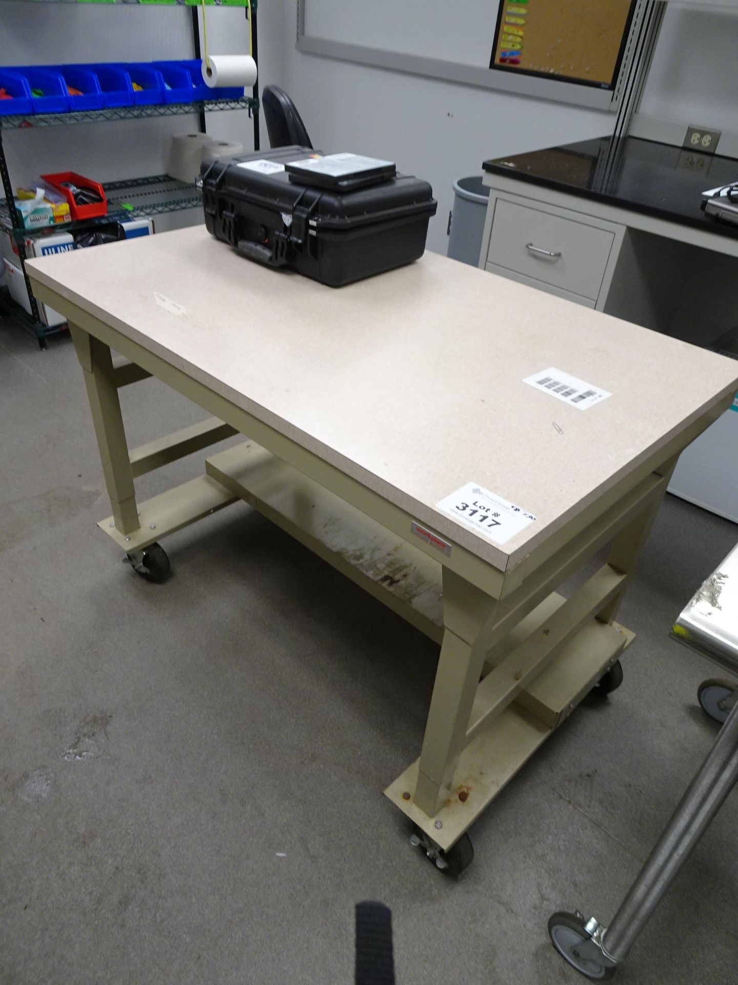 Heavy Duty workplace table - Image 3 of 5