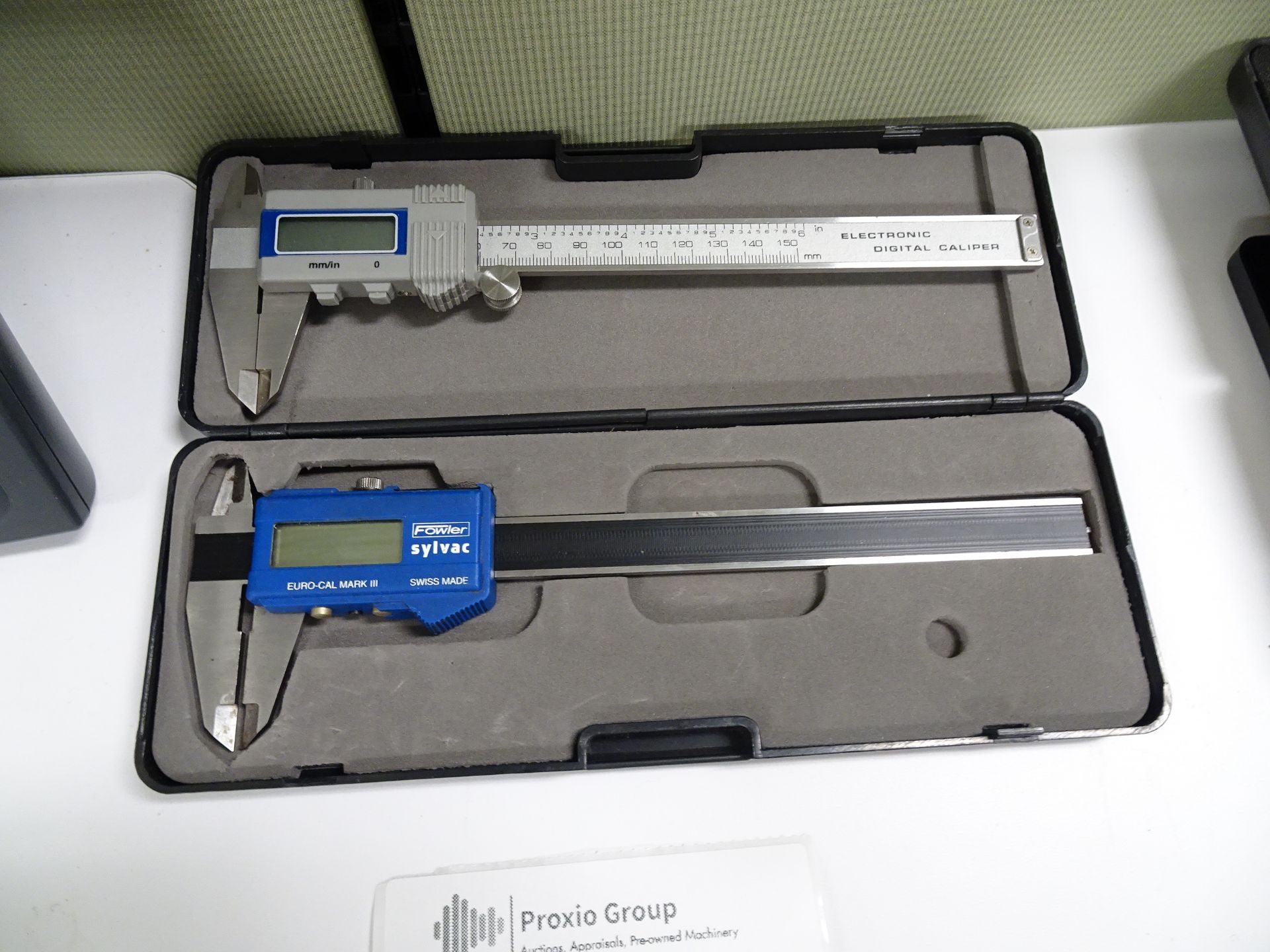 (2) Digital Calipers