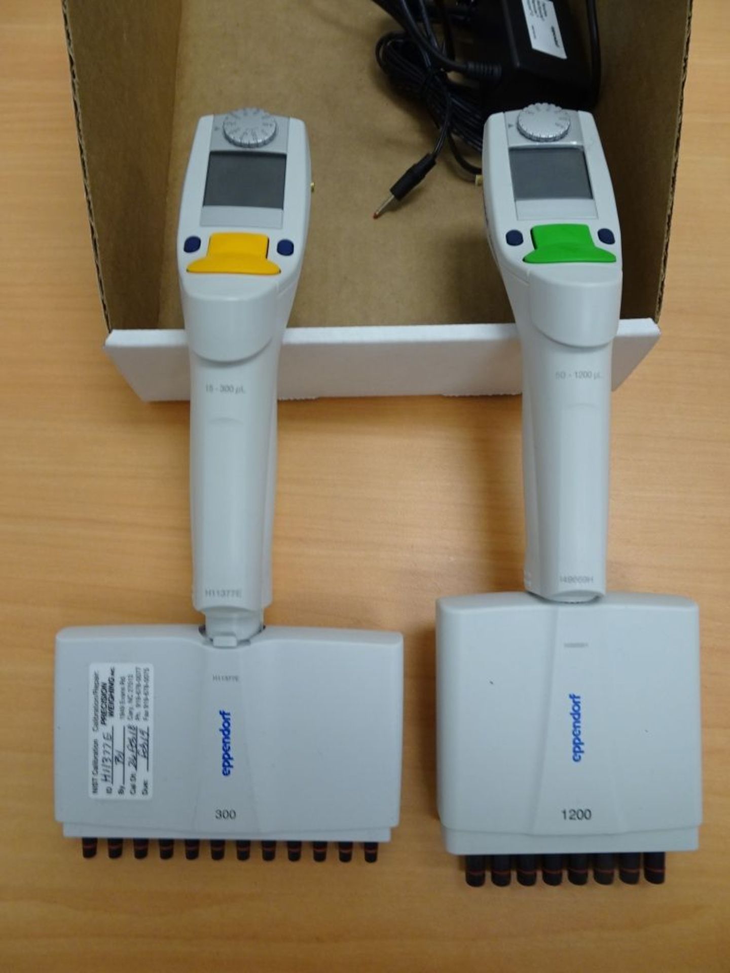 (2) Eppendorf Multi Channel Electronic pipettes - Image 3 of 4