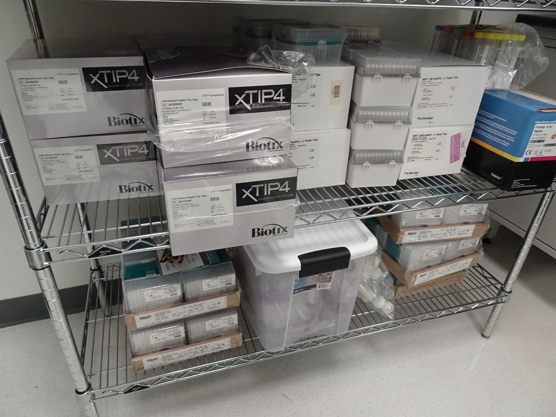 5-Tier Metro Rack and Contents Including But Not Limited To Various Pipette Tips and Well Plates ( - Image 8 of 14