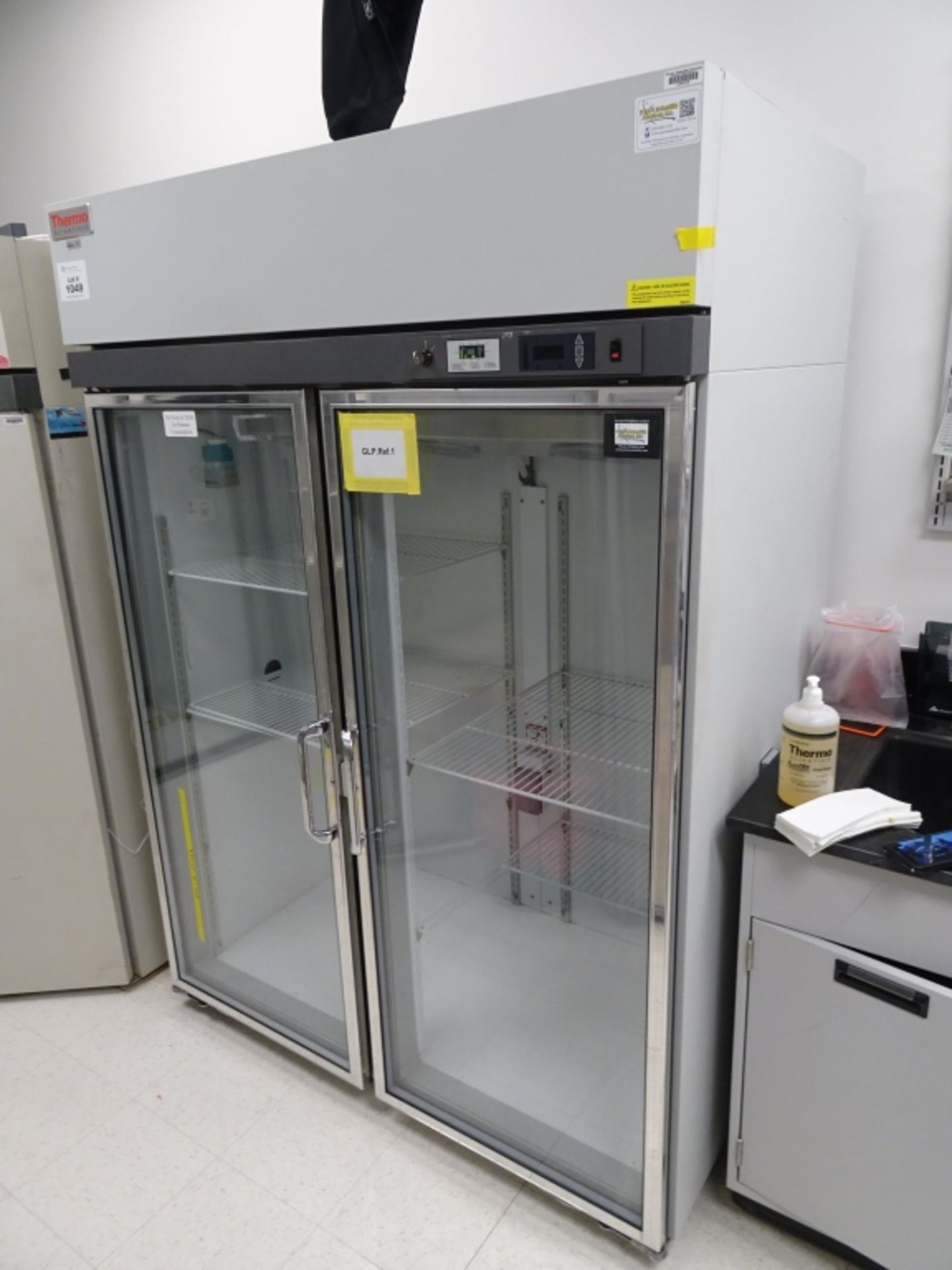 Thermo Fisher Scientifc Glass Door Refrigerator