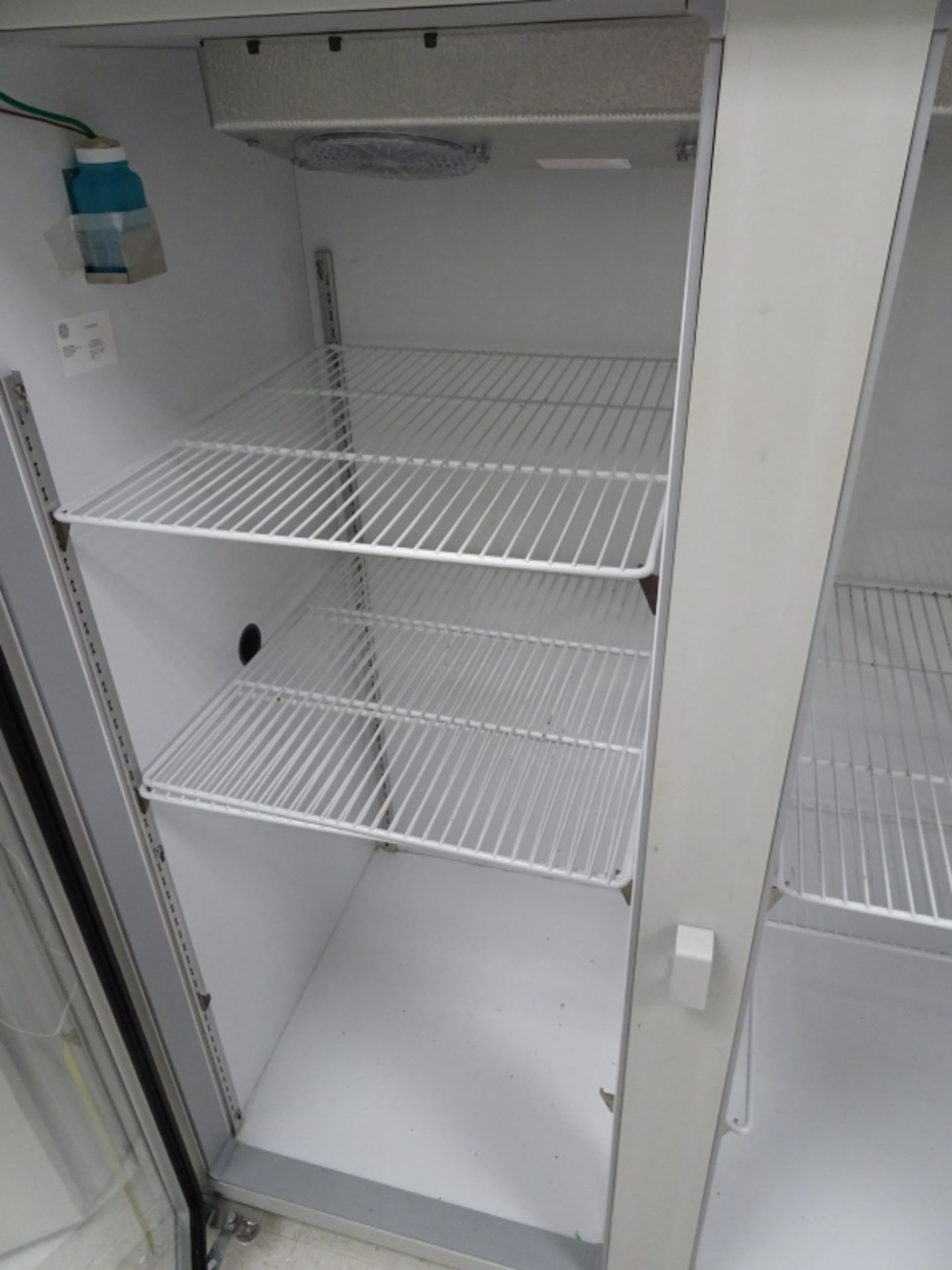 Thermo Fisher Scientifc Glass Door Refrigerator - Image 5 of 5