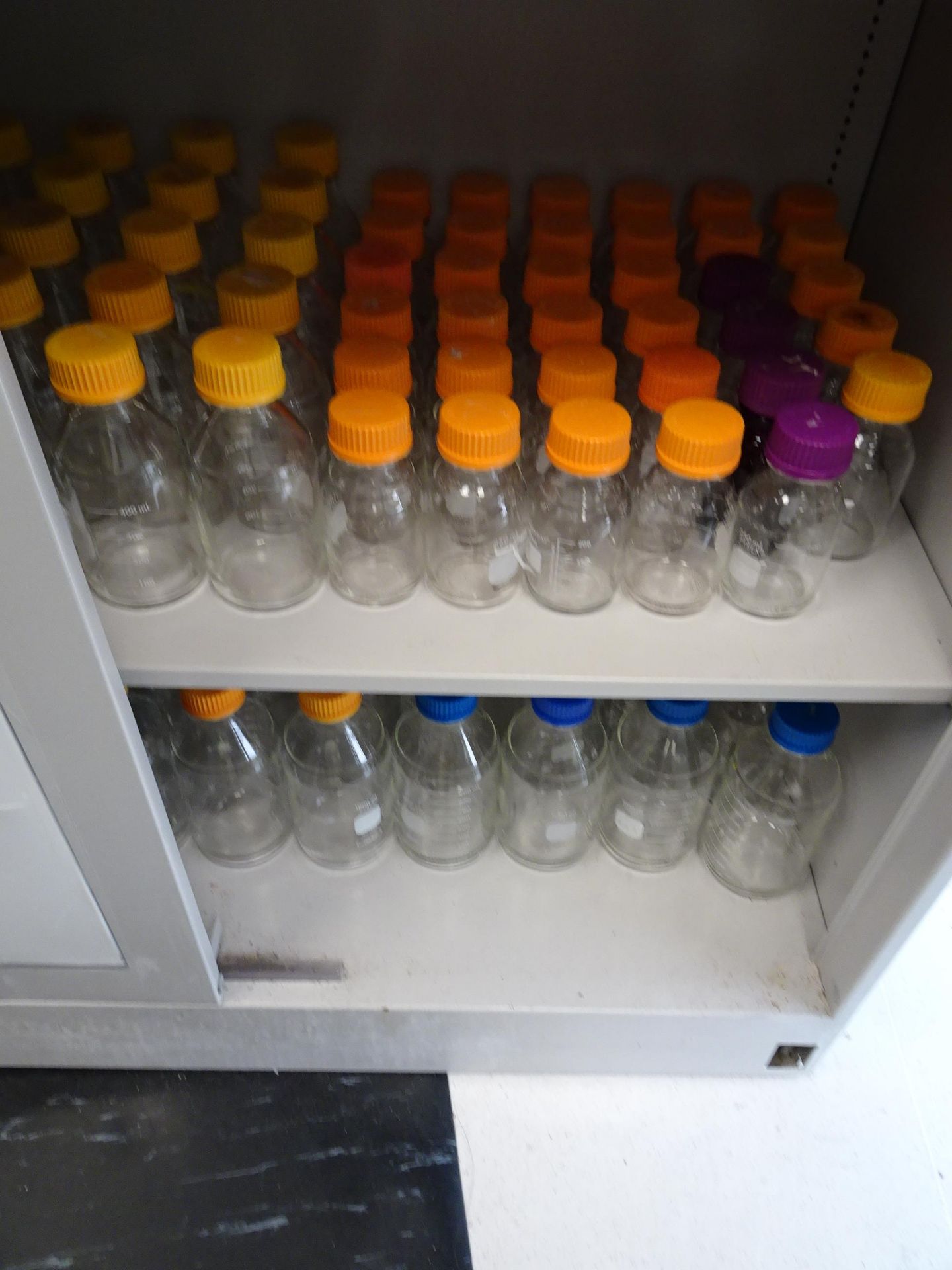 Fisher Scientific (2) Door Sliding 6-Shelf Cabinet with Various Sized Glass Bottles Sizes 100ml-1, - Image 3 of 4