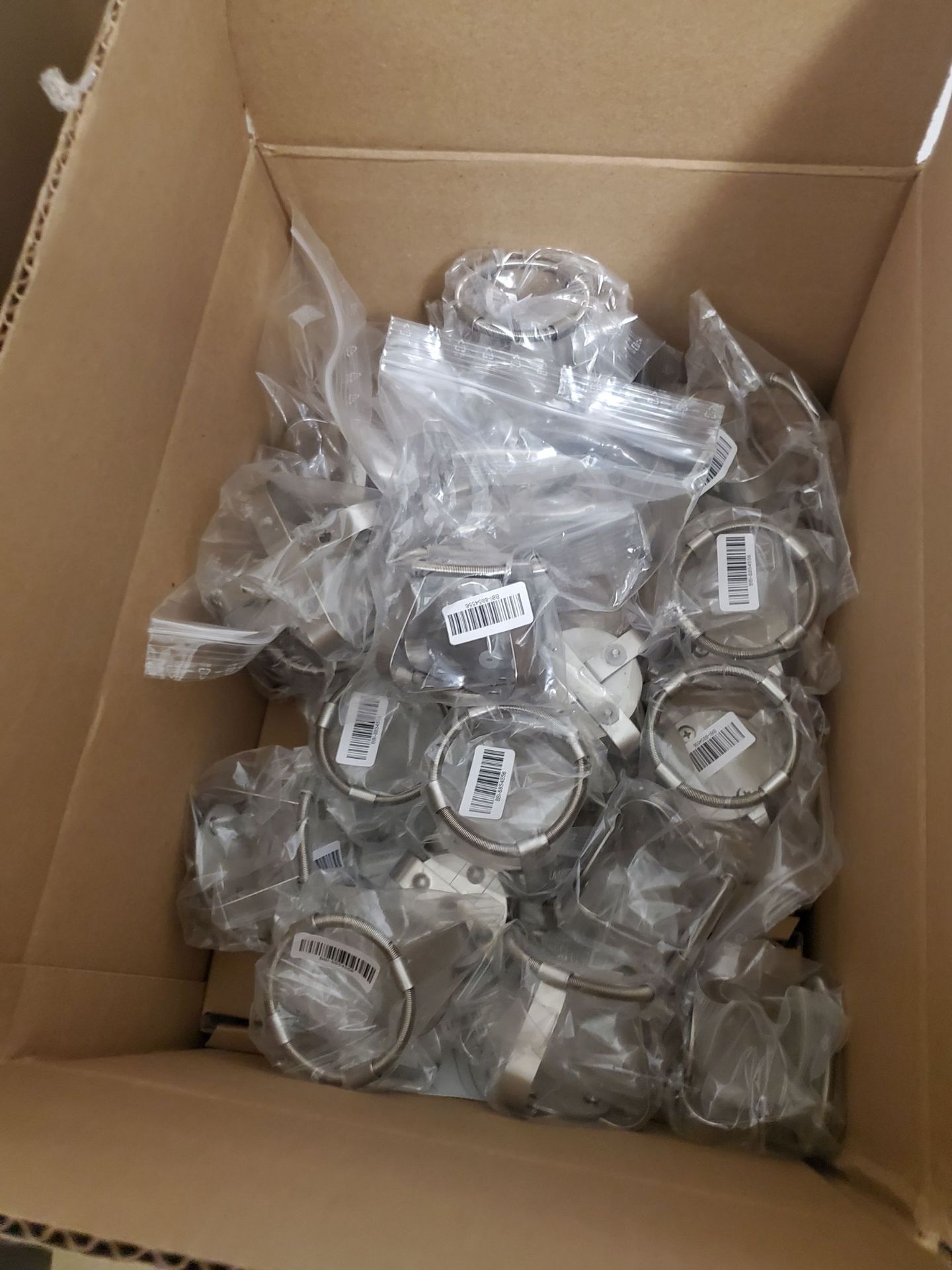 Lot Box of 250mm Shaker Clamps - Image 4 of 8