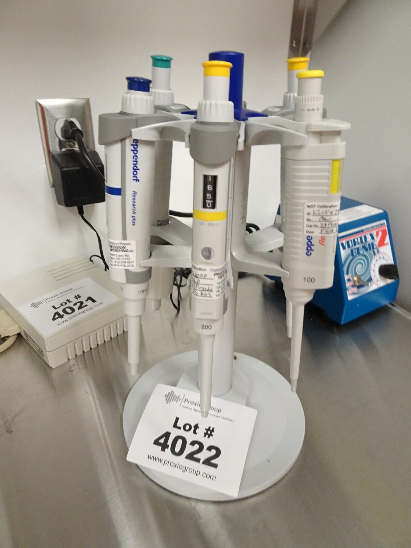 Lot Pipettes - Image 4 of 4