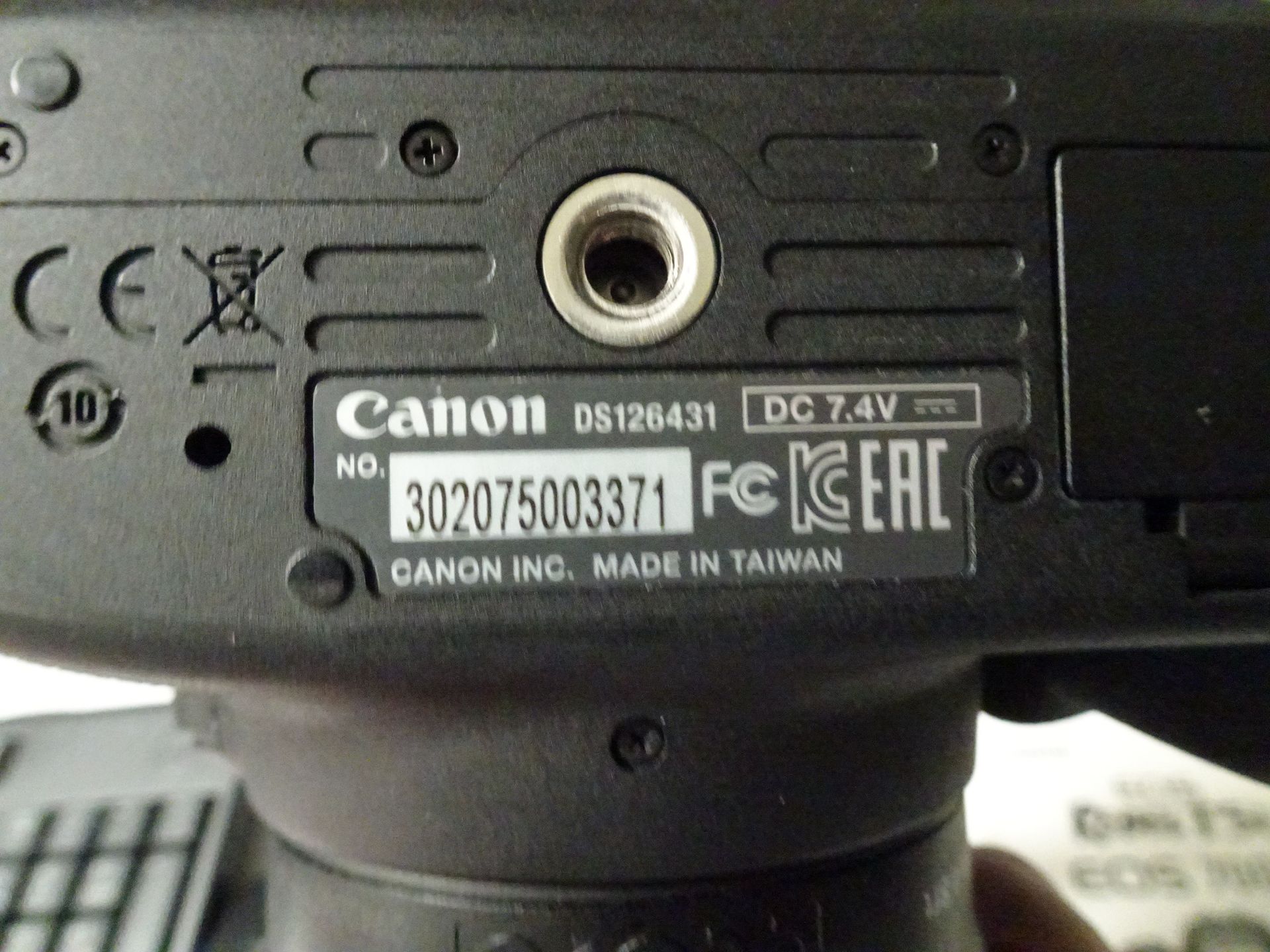 Canon EOS Rebel T5i DSLR sn 302075003371 w/ Canon EF-S 18-55mm 1:3.5-5.6 IS STM /58mm Lens, (2) - Image 13 of 15