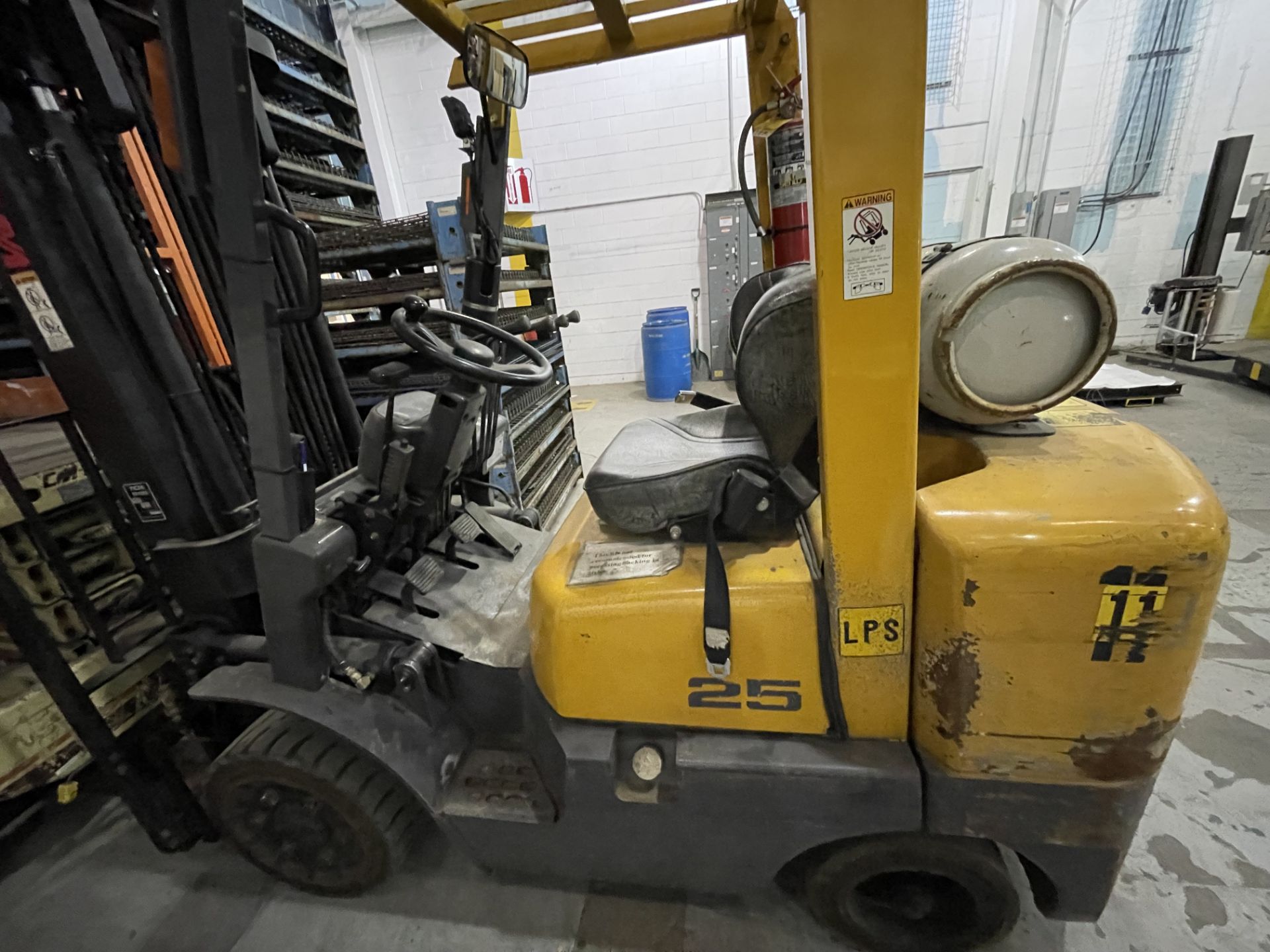 TCM 25 Forklift Truck - Propane Powered - Image 7 of 9