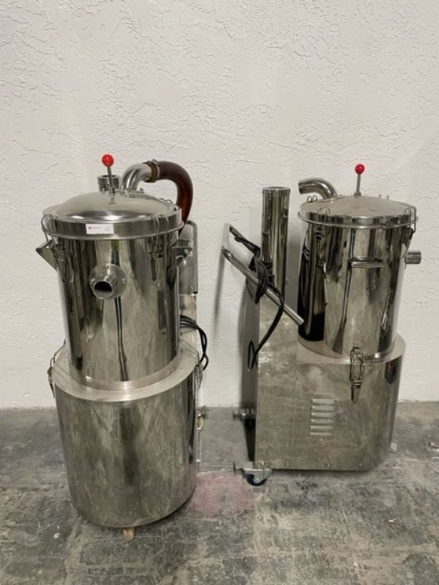 Two Stainless Steel Vacuums - Image 2 of 3