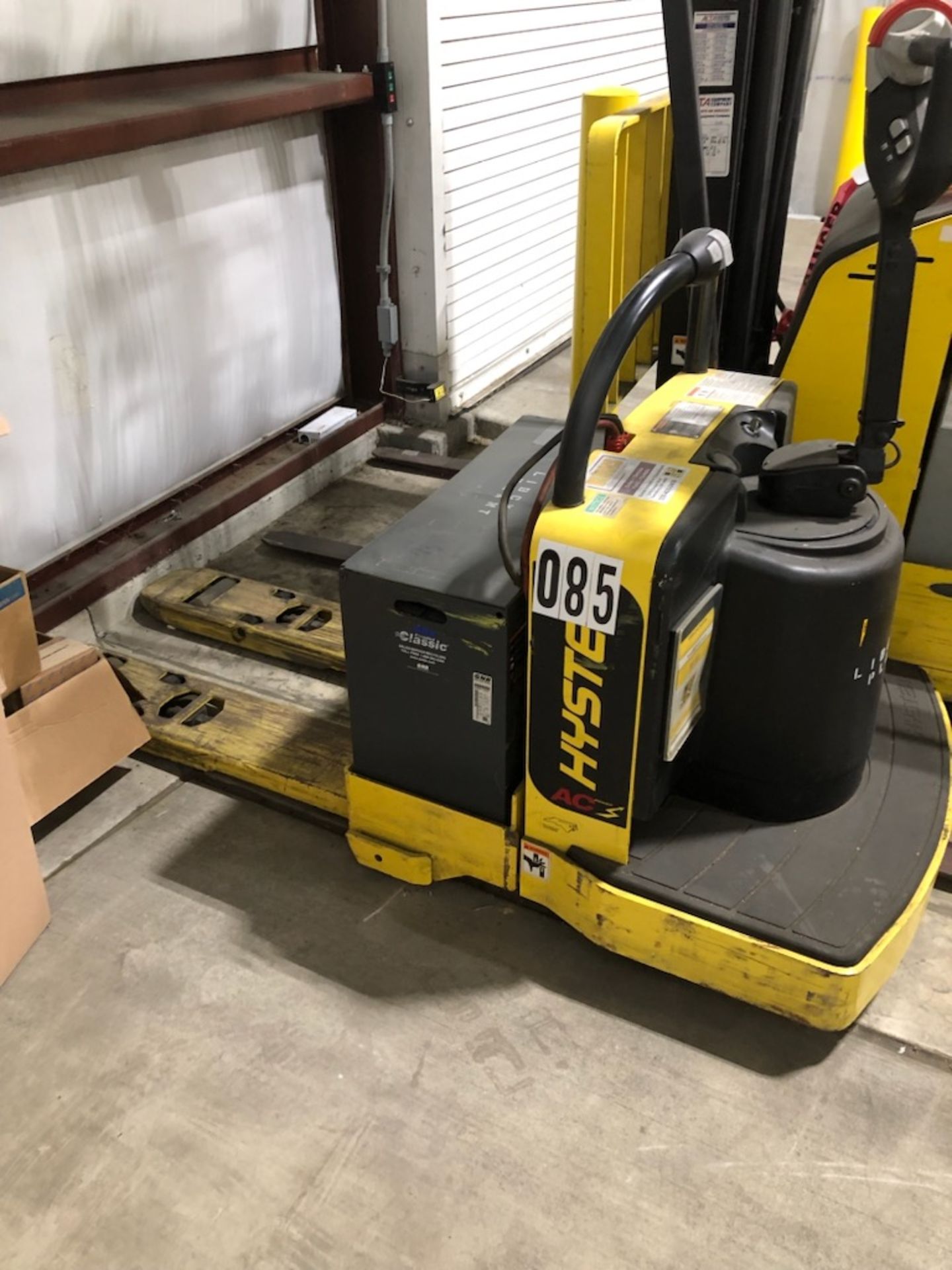 Hyster Electric Pallet Jack - Motorized Hand Truck - 6000# Max Capacity **See Auctioneers Note**