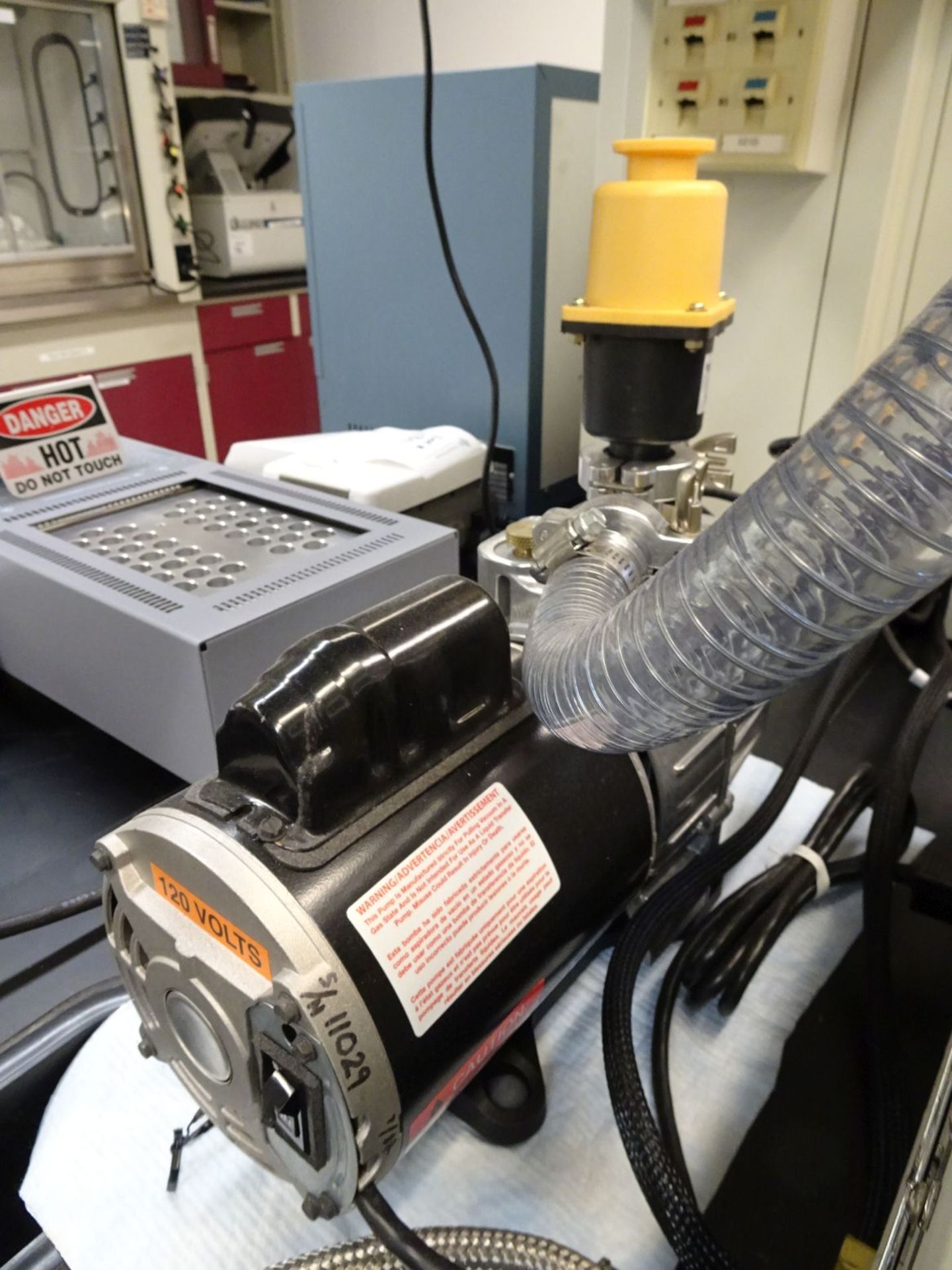 Denton Vacuum Desk V -TSC Carbon Evaporation Benchtop Sputtering Coater - Image 7 of 8